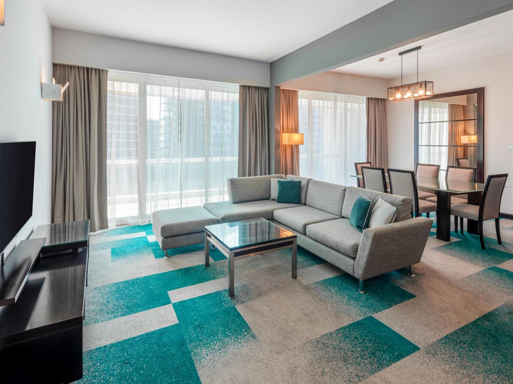 Flora Creek Deluxe Dubái