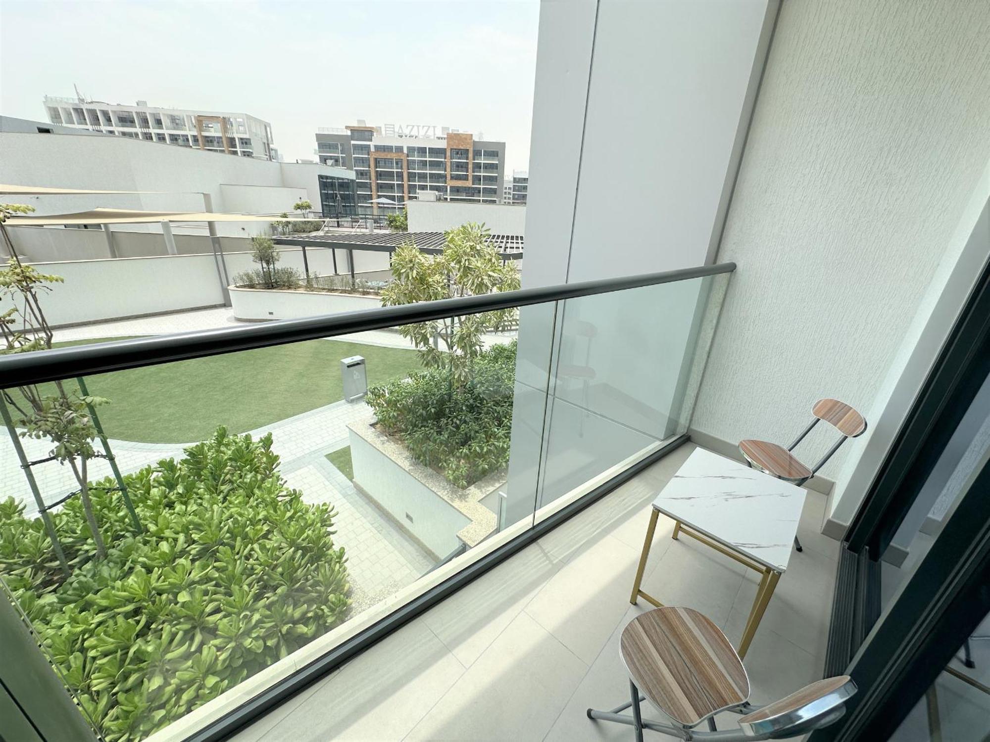 Easygo - Sobha Waves 1 Bedroom & Study Modern Apartament Dubai