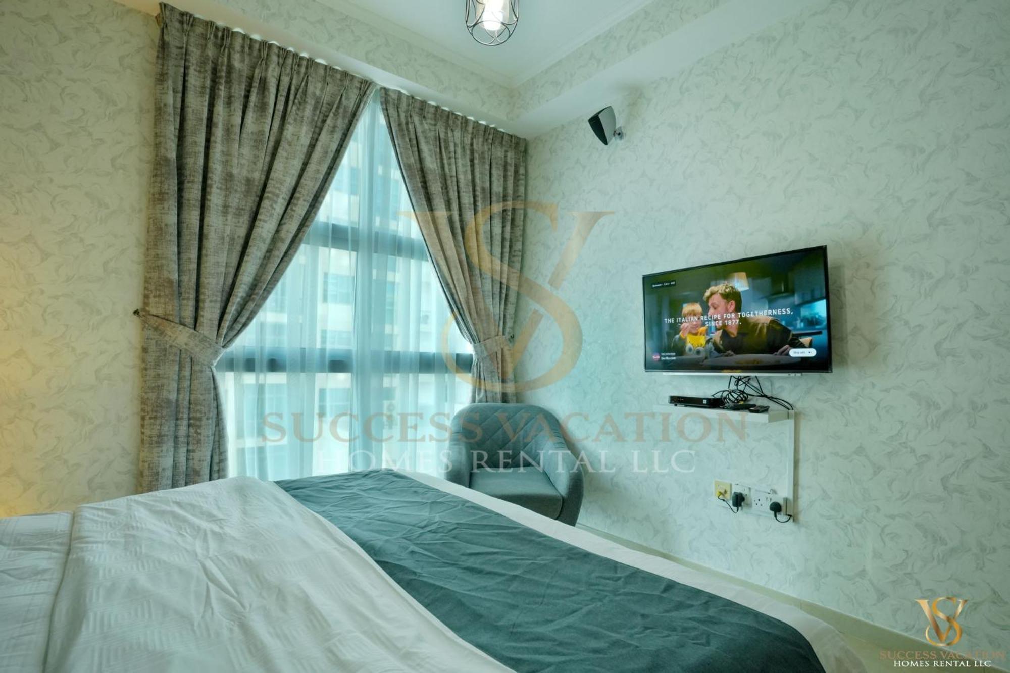Appartement Success Luxury - 5 Min Away Marina Corniche - Free Housekeeping Provided Everyday-24-7 Staff Available For Services