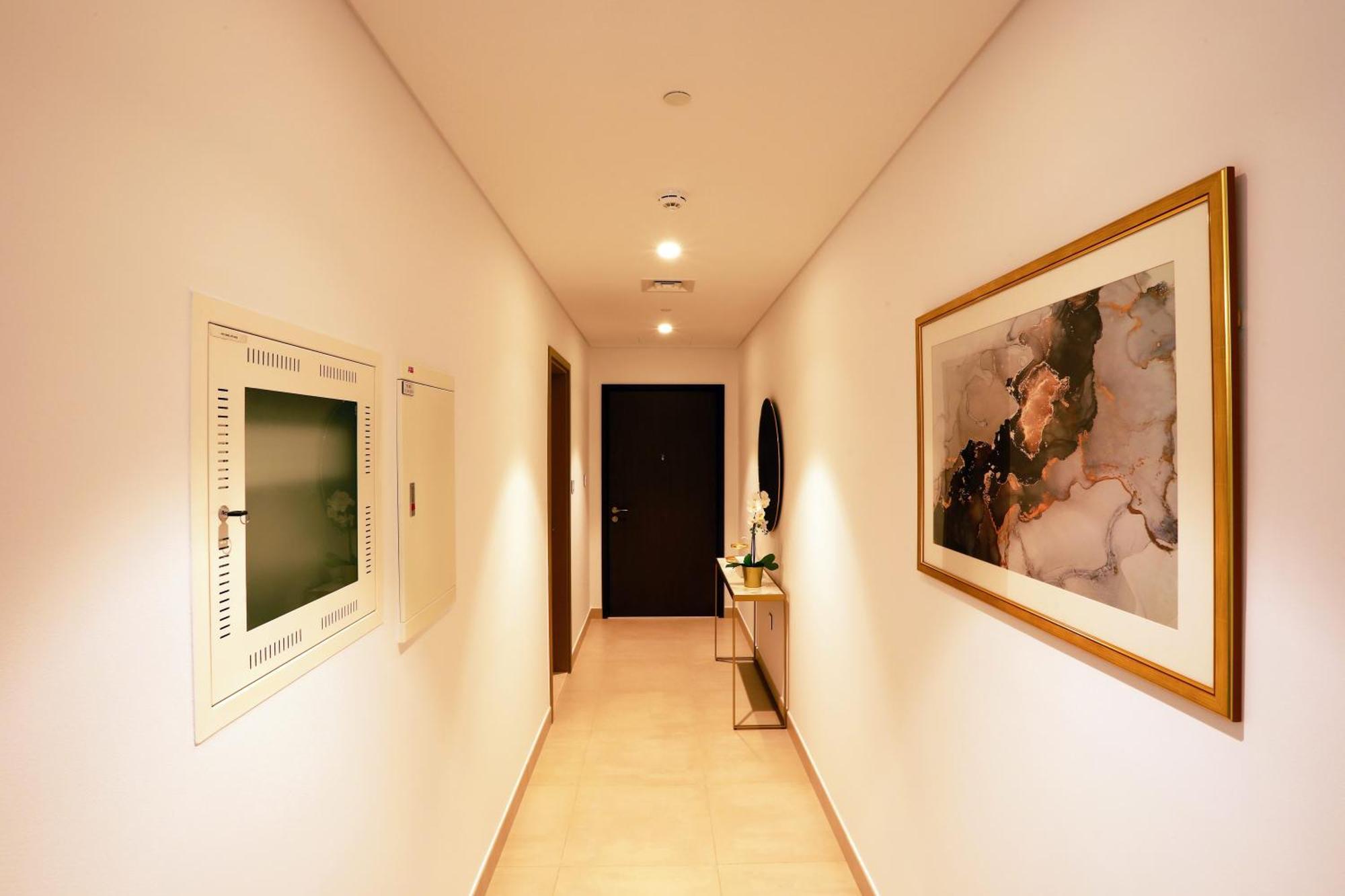 Elegant With Direct Access To Mall Apartamento Dubái