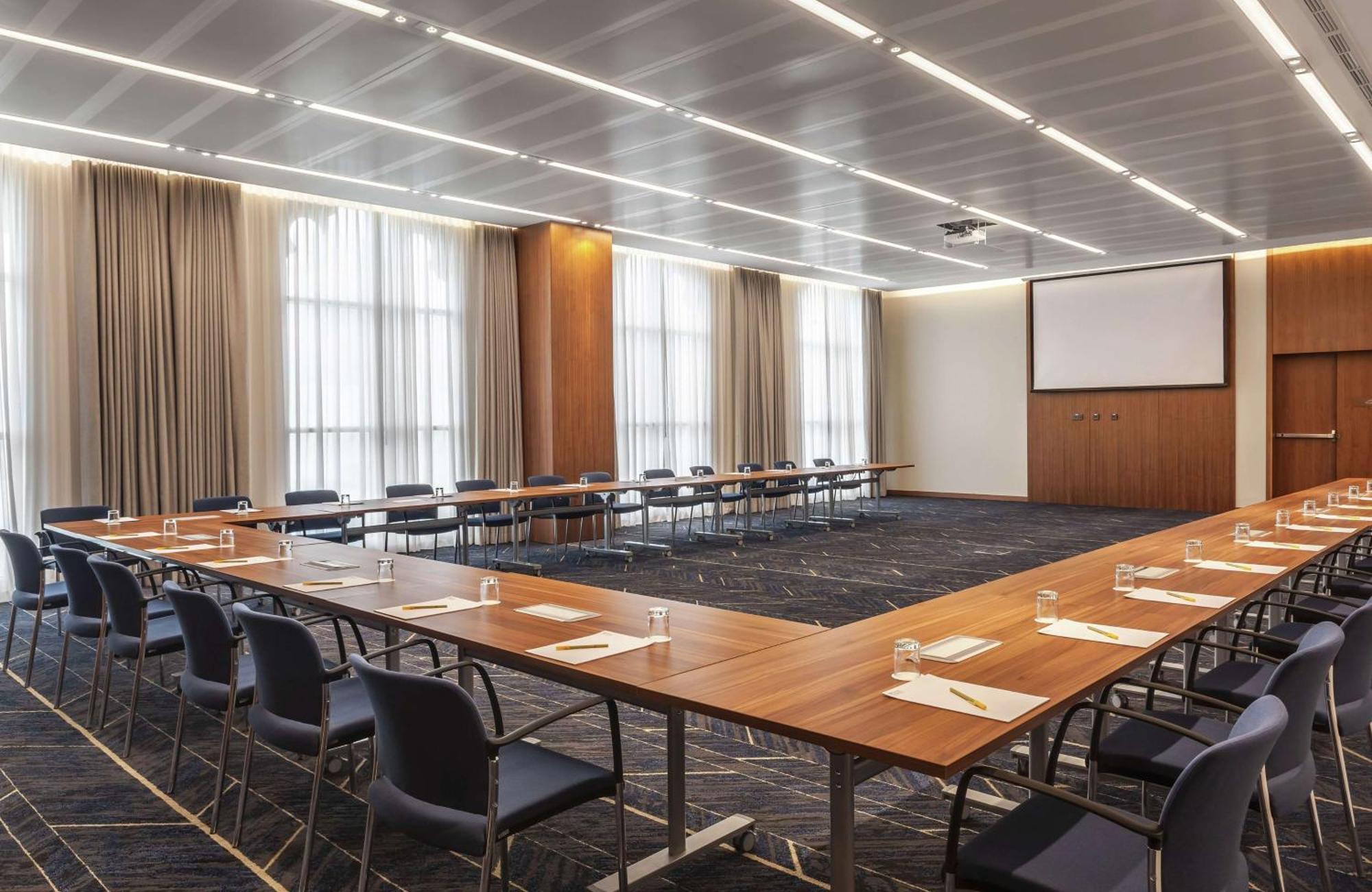 Doubletree By Hilton Al Jadaf Hotel Dubai