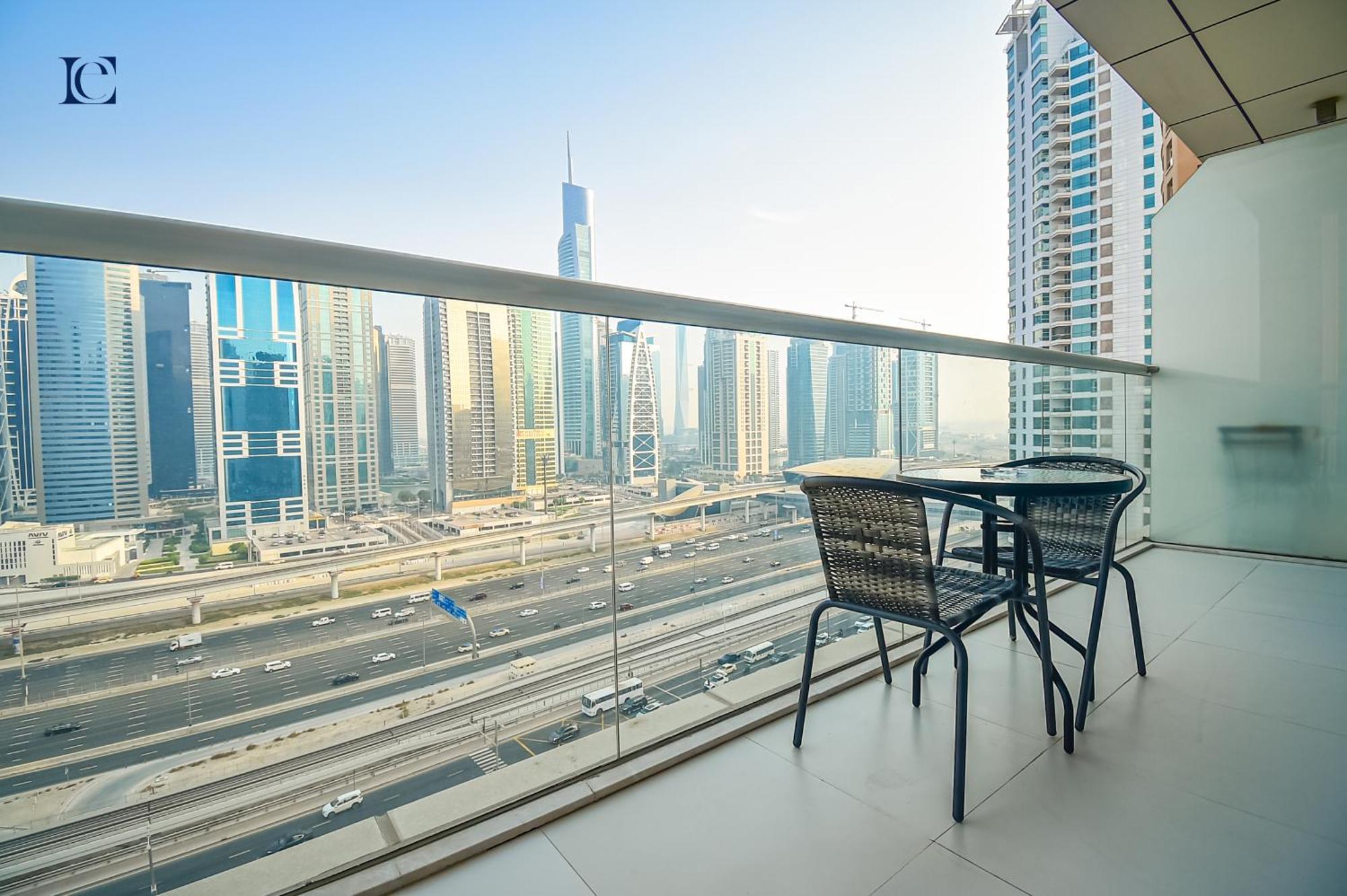 Luxury Escapes - 1br With Balcony - West Avenue Marina Apartment *