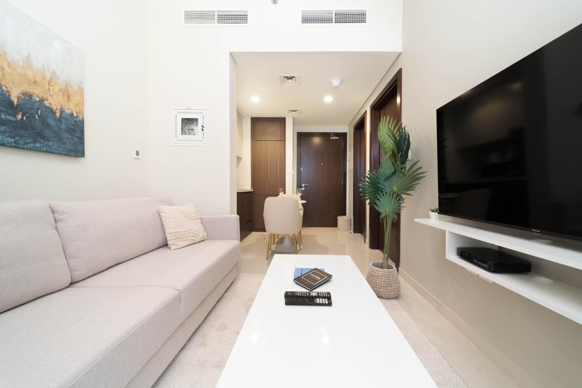 Soothing 1br At Downtown Dubai, Business Bay Apartment *