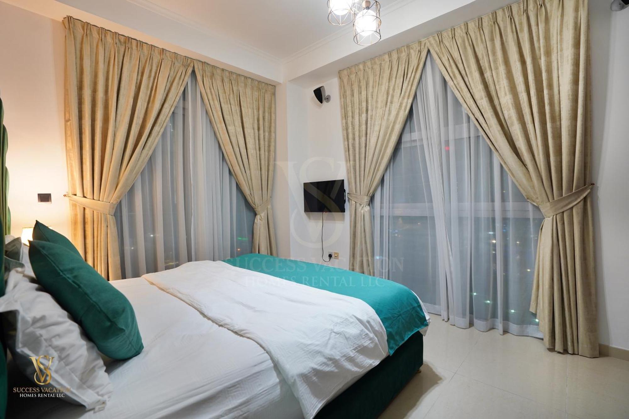 Appartement Success Luxury - 5 Min Away Marina Corniche - Free Housekeeping Provided Everyday-24-7 Staff Available For Services
