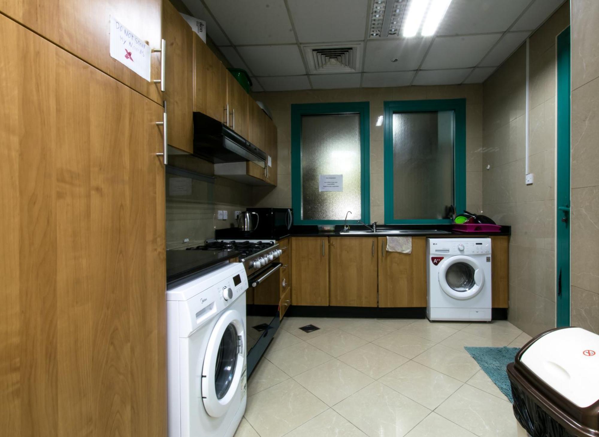 Budget With Private Bathroom For 'girls' Only In Dubai, Marina Lägenhet Dubai