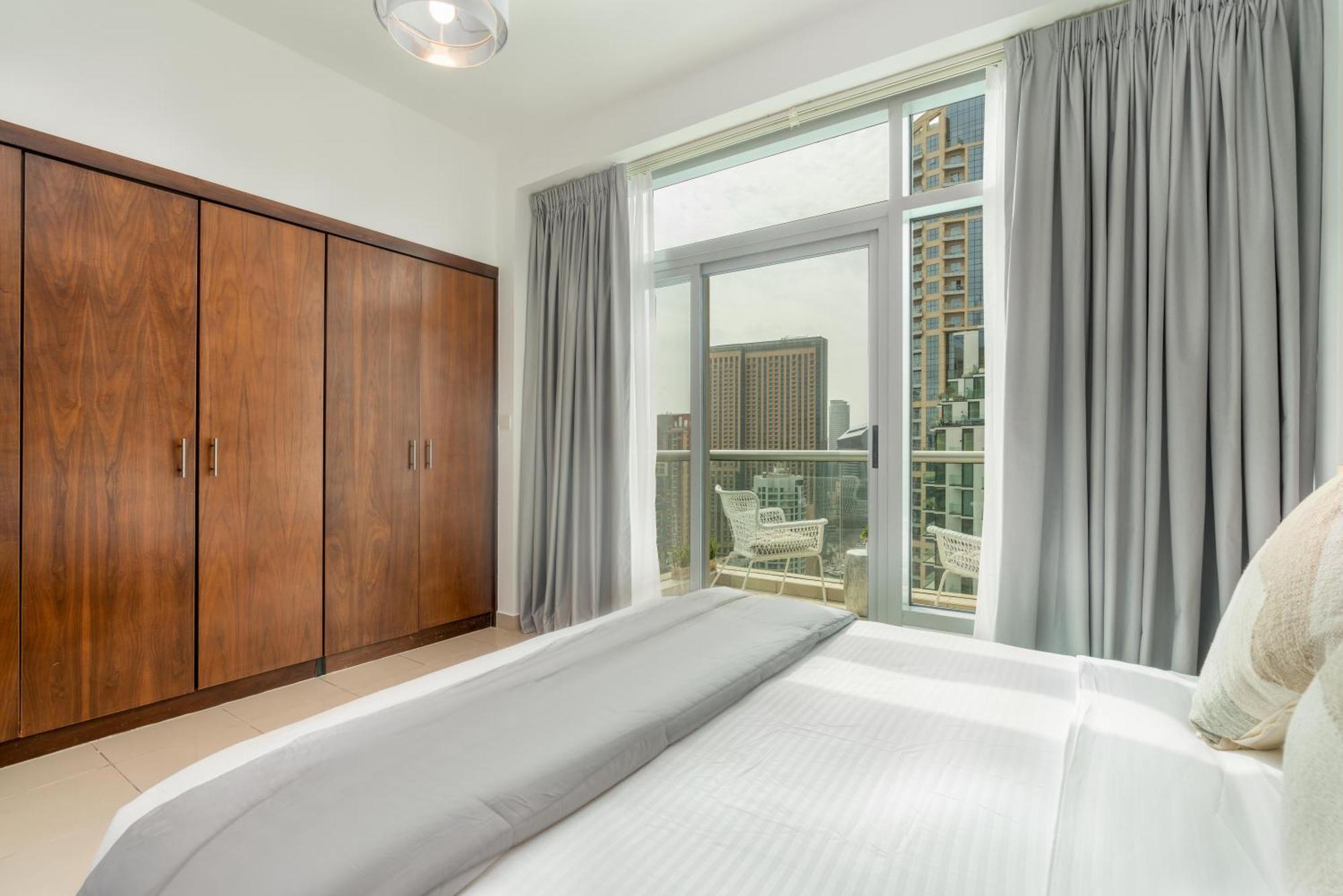 Ultimate / Full Marina Views / High Floor / Perfect Vacation / Infinity Pool / 6 People Apartment Dubai