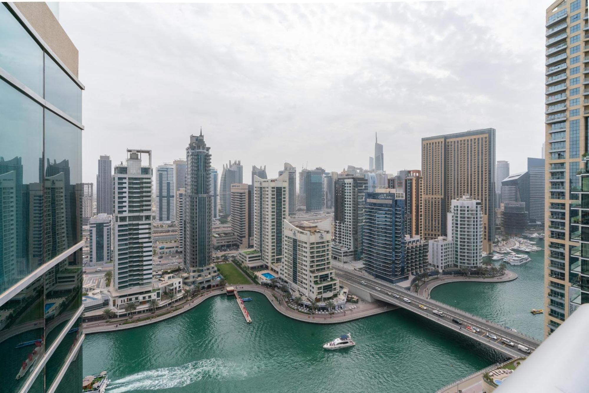 Ultimate / Full Marina Views / High Floor / Perfect Vacation / Infinity Pool / 6 People * Dubai
