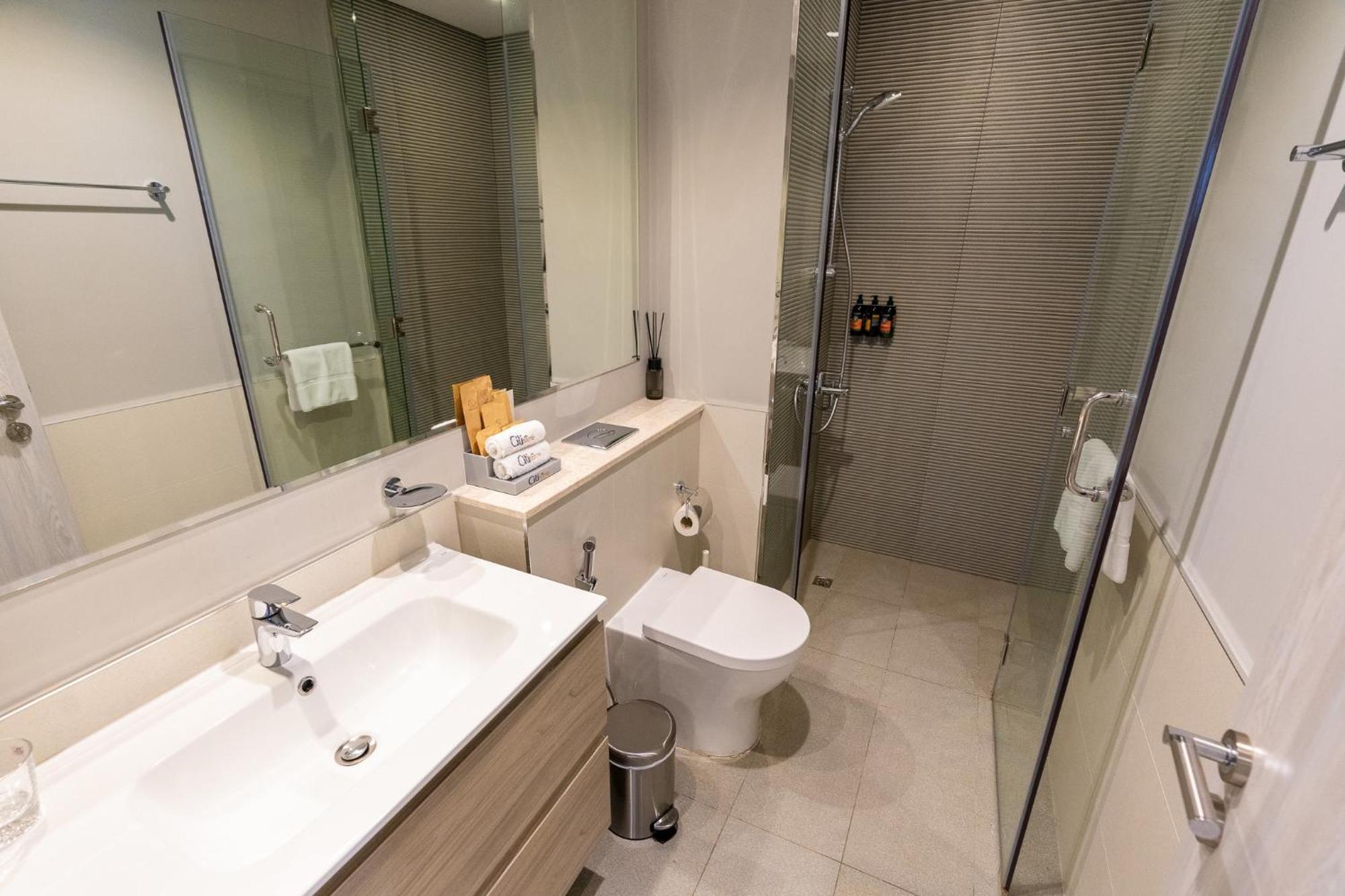 Citihome - Newly Furnished In Business Bay Apartment