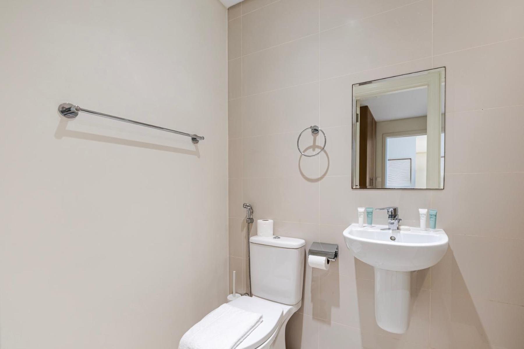 Lejlighed Nox Spacious 3br In Boulevard Crescent Tower Summer *