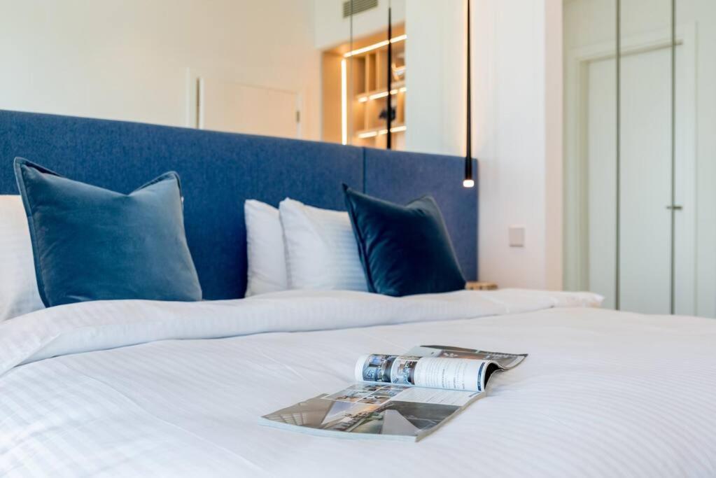 Lägenhet First Class 1br High Floor With Magical View Dubai