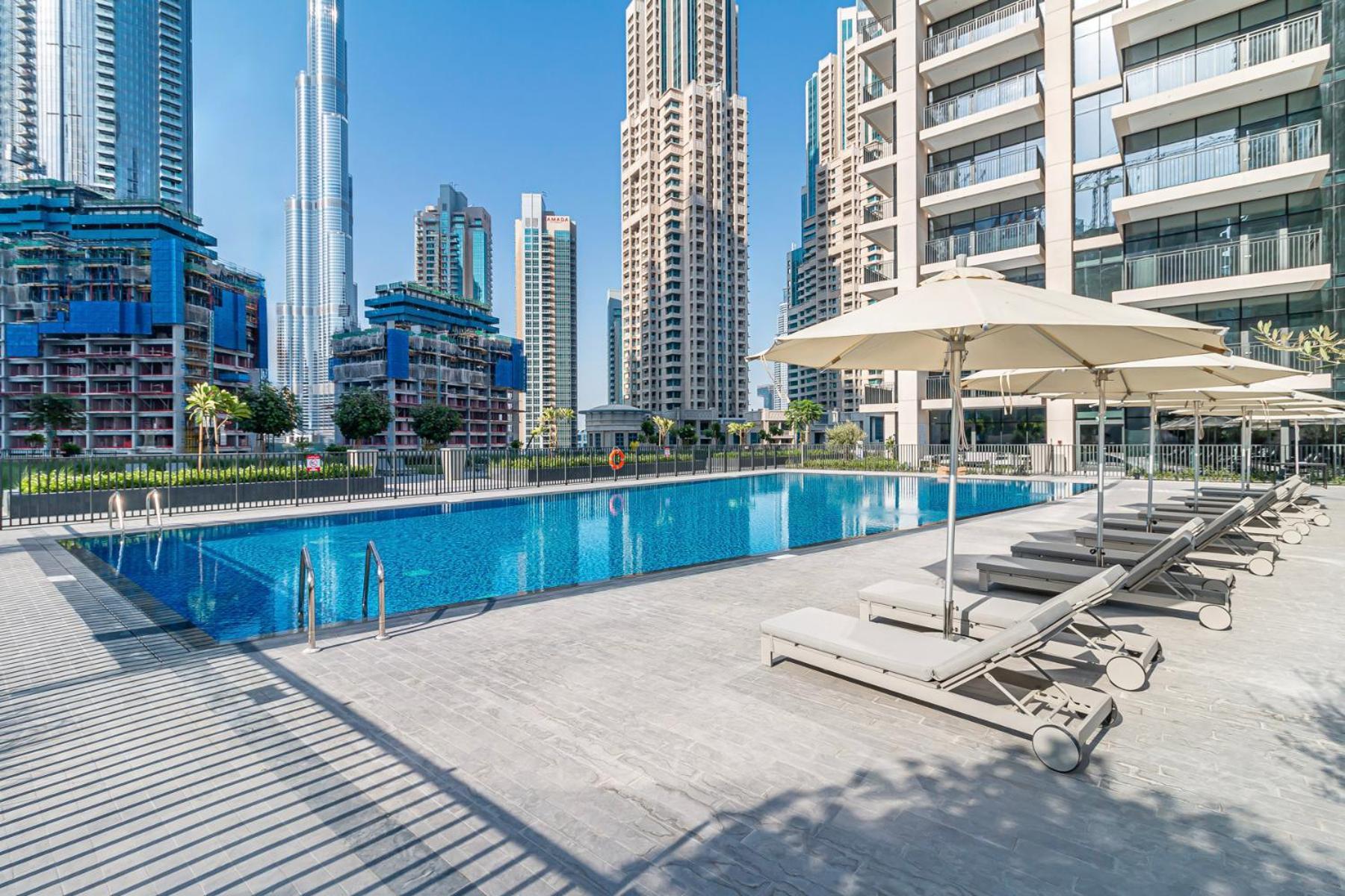 Nox Spacious 3br In Boulevard Crescent Tower Summer Dubai