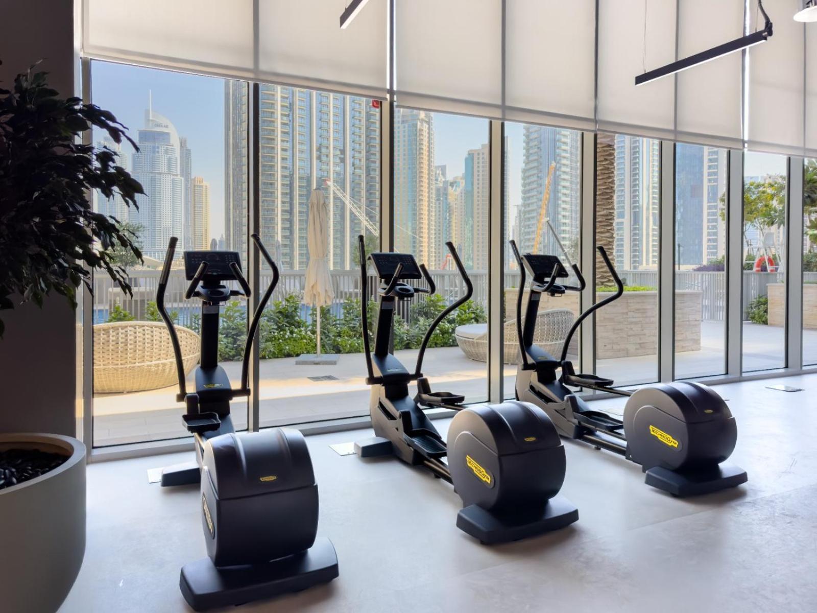 Charming In Downtown Just Steps From Burj Khalifa & Mall By Bhavan Dubái