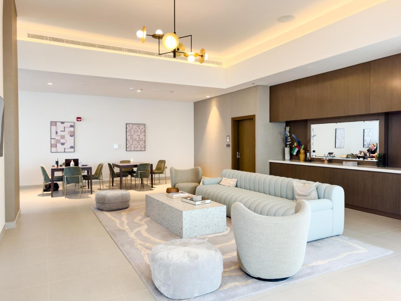 Charming In Downtown Just Steps From Burj Khalifa & Mall By Bhavan Dubái