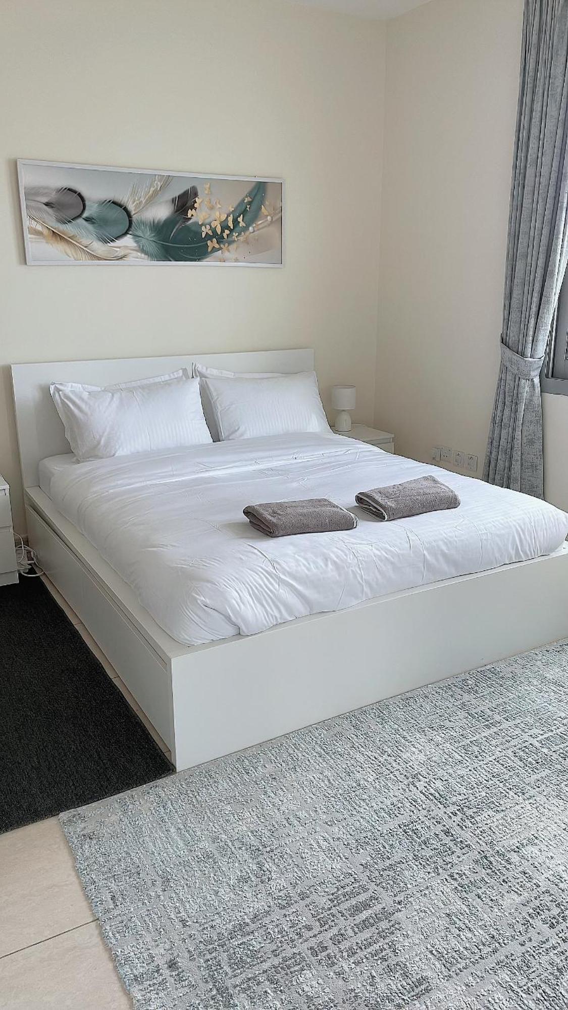 Bright & Cozy 1 Bedroom Canal View In Marina Appartement Dubaï