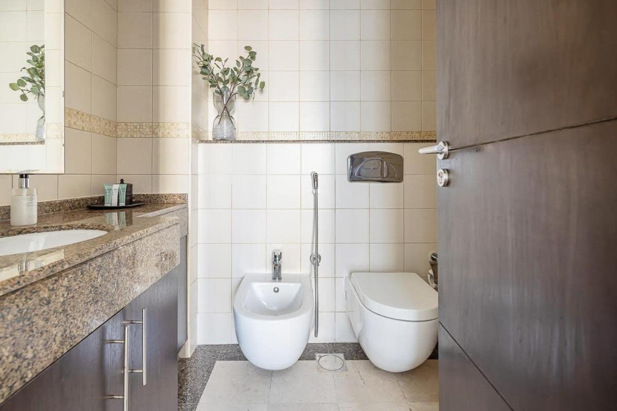 Frank Porter - Bay Appartement *