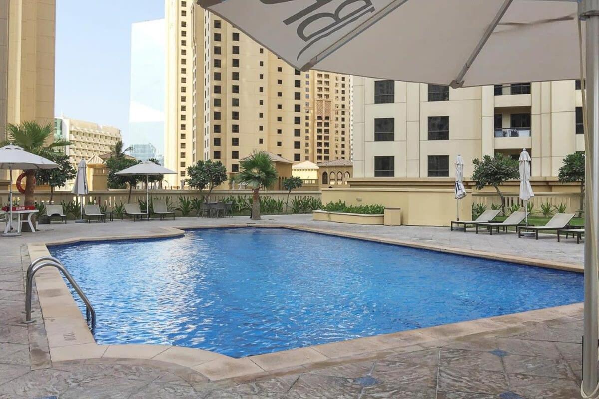 Frank Porter - Rimal 1 * Dubai