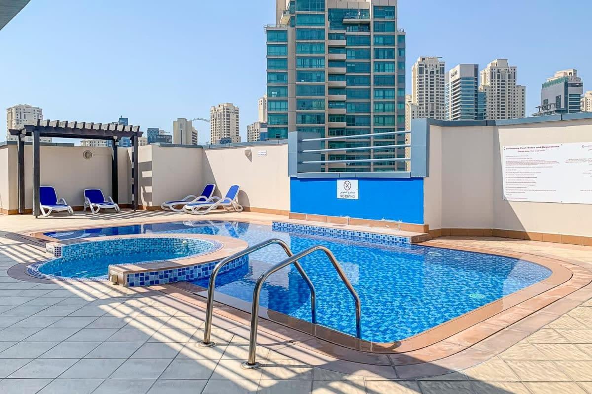 Frank Porter - Marina Tower B Apartament *