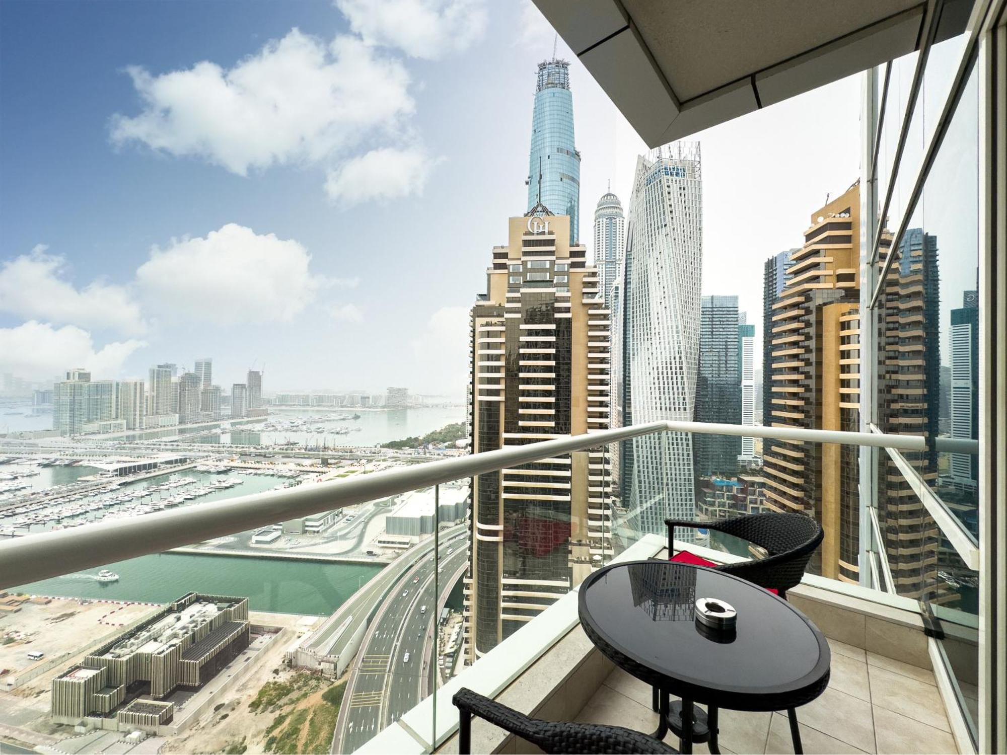 Marina & Palm View - High Floor 2br Near Jbr Apartemen
