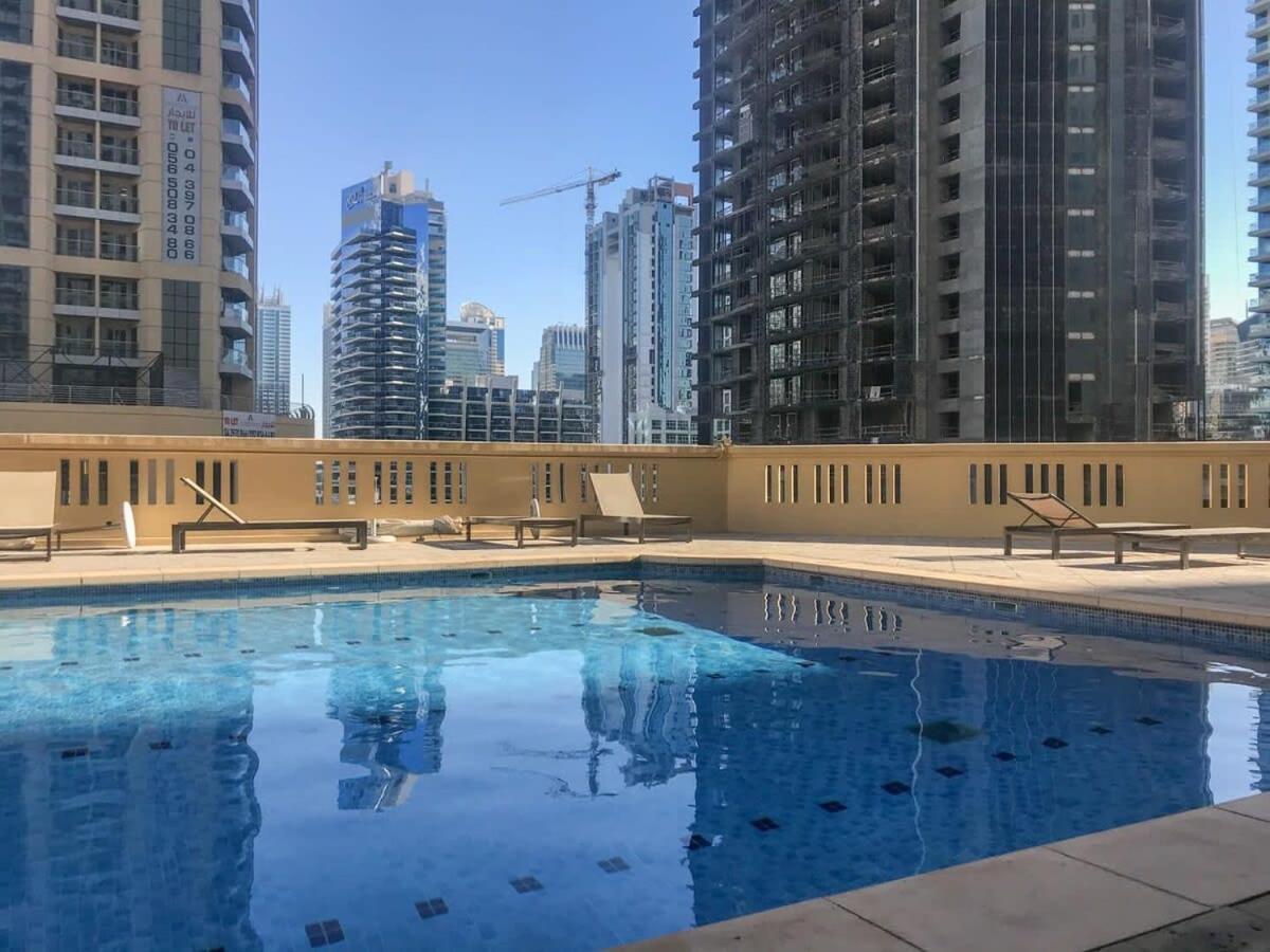 Frank Porter - Murjan 6 Apartment Dubai