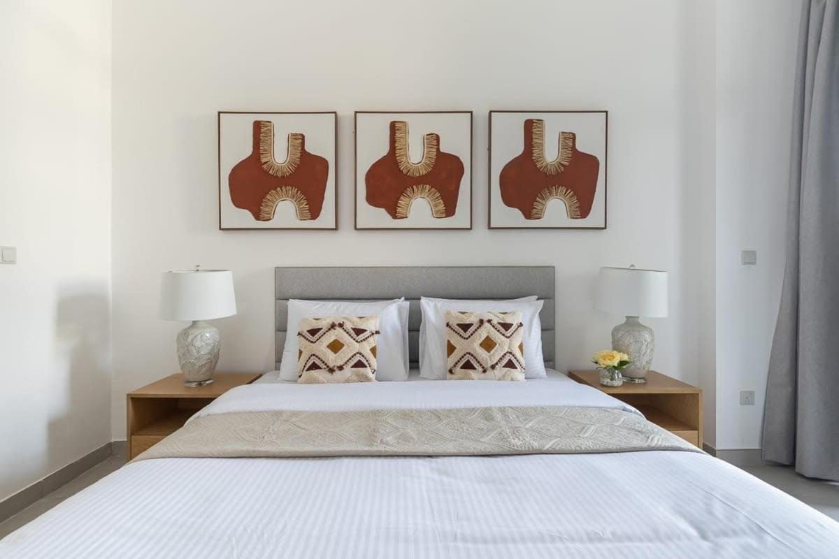 Frank Porter - Pulse C2 Apartment