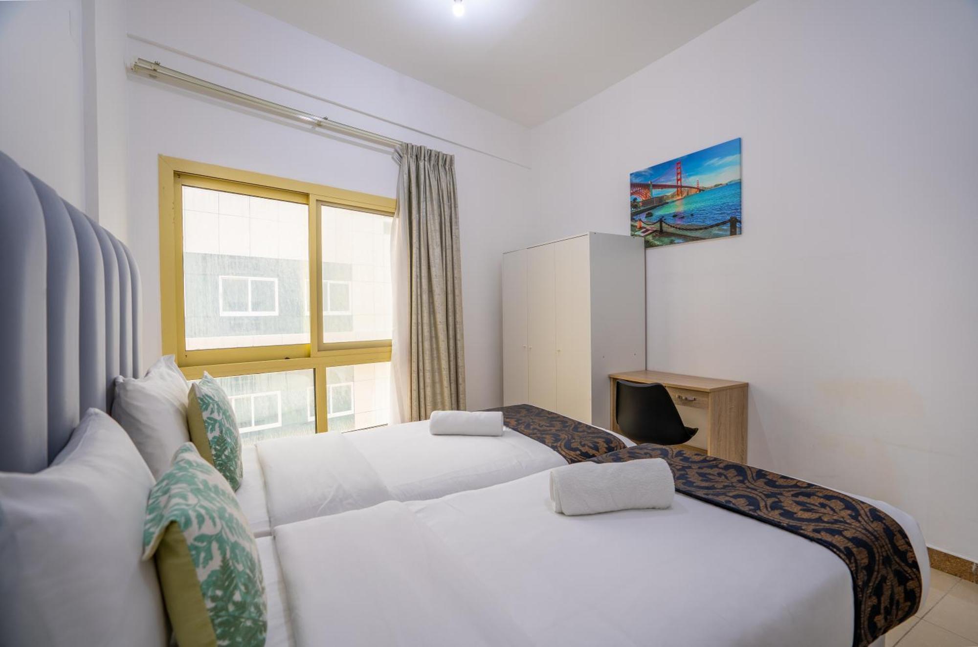 Appartement Rh- Experience Comfort And Convenience In Our 2br, Al Barsha