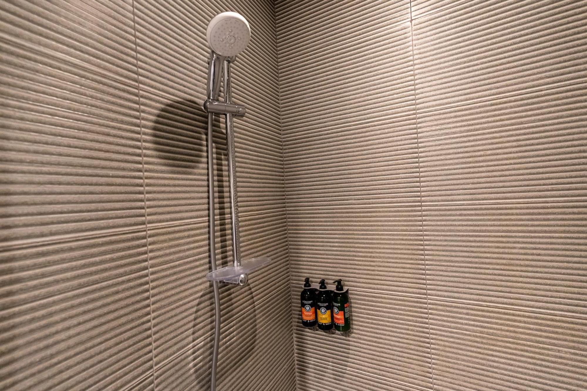 Citihome-1br In Business Bay Overlooking The Canal Apartment