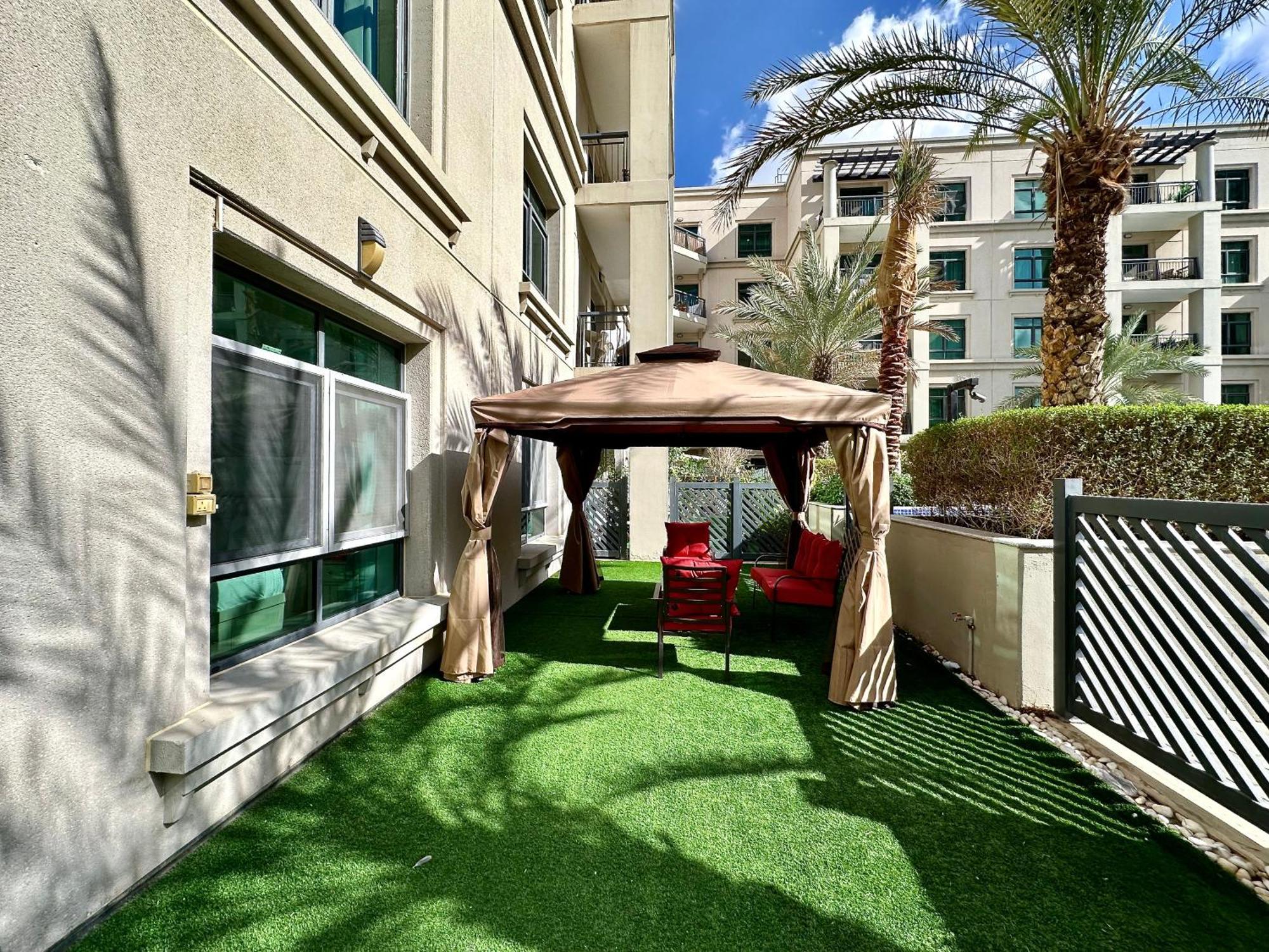 Lux Travo Tower I Private Garden I View Dubai