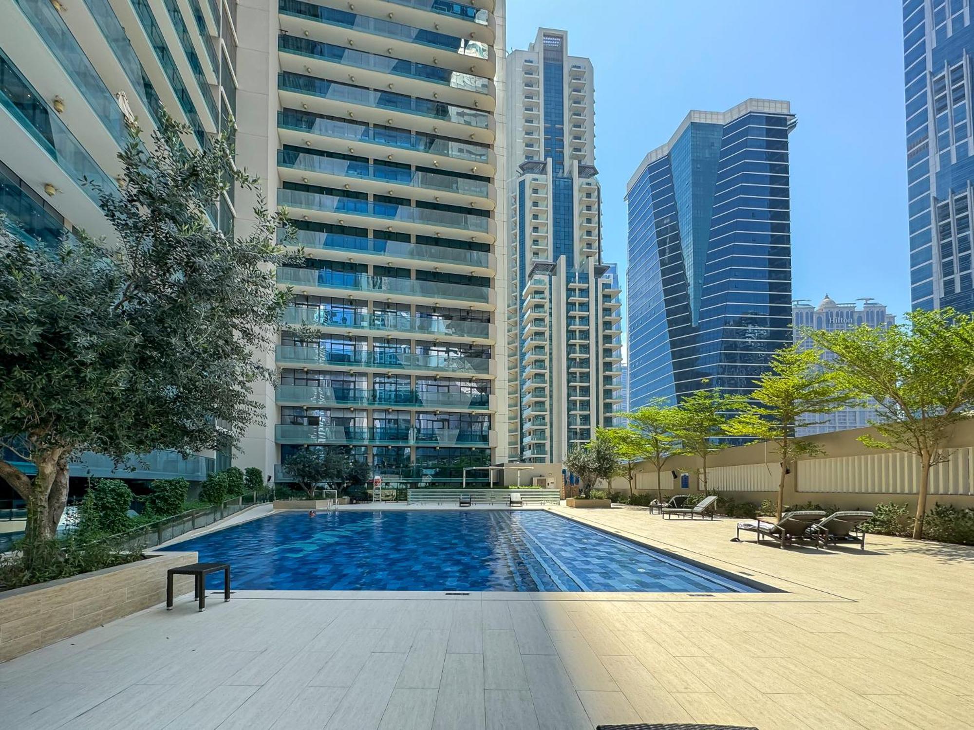 Apartamento Mira Homes - Newly Furnished In Business Bay