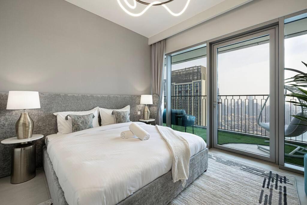 Magnificent - A Spacious 3 Bedroom With A Mesmerizing Burj Khalifa View Appartamento