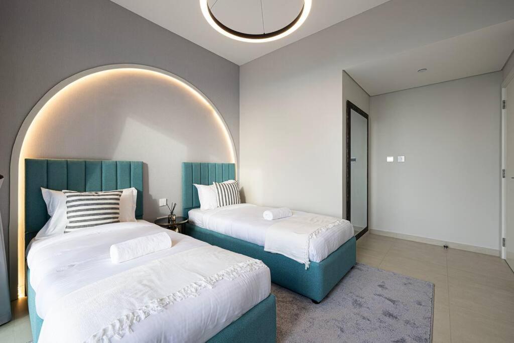 Magnificent - A Spacious 3 Bedroom With A Mesmerizing Burj Khalifa View * Dubai