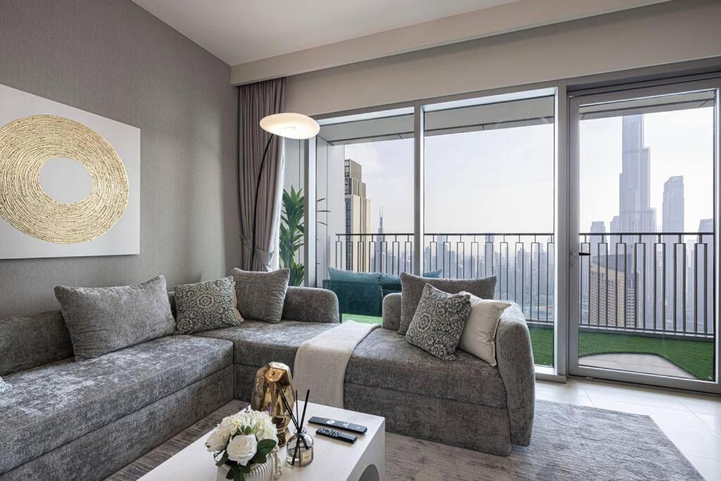 Appartamento Magnificent - A Spacious 3 Bedroom With A Mesmerizing Burj Khalifa View *