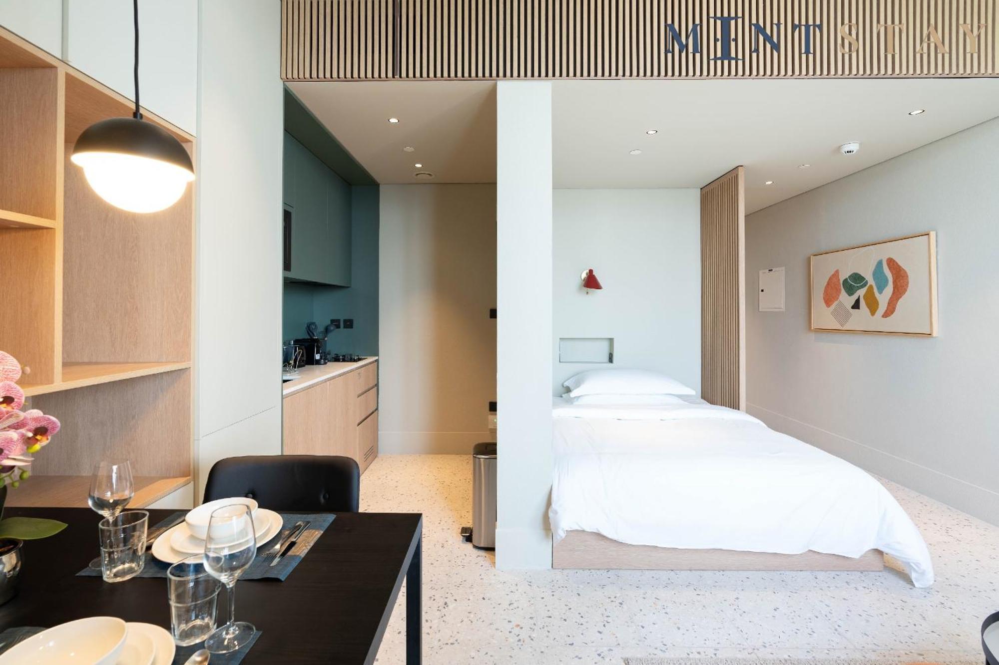 Apartemen Upside Living, Burj Khalifa View, Business Bay - Mint Dubai