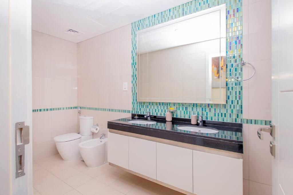Appartement Damac Heights 3bdr Upgrade-high Floor With Seaview Dubaï