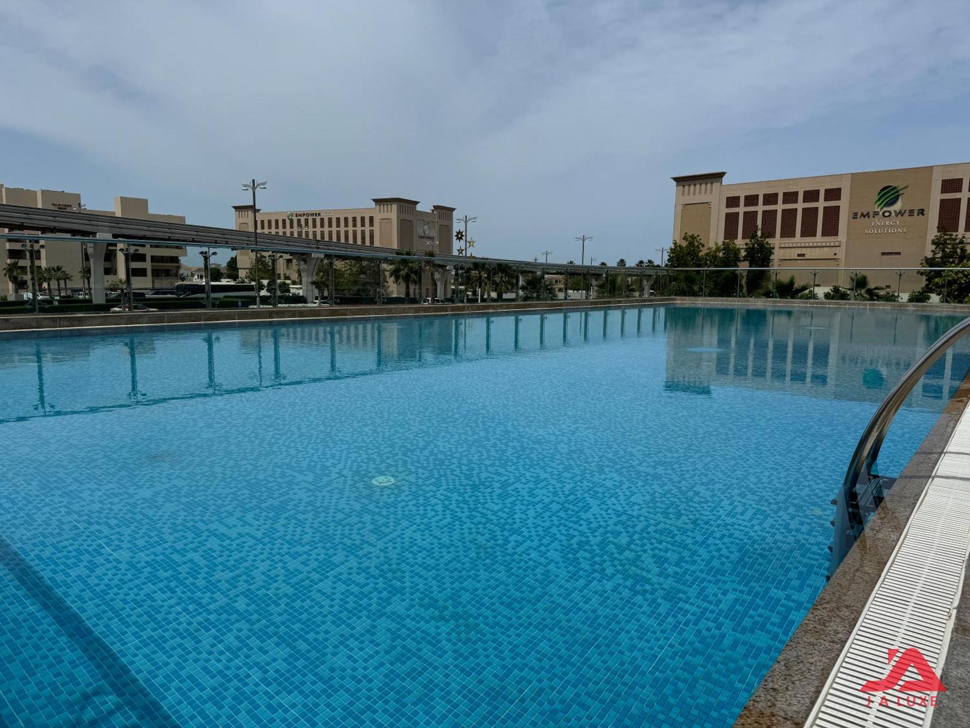Lägenhet Unique At Of Yachts With Panoramic Sea View Of Burj Khalifa, Alarab & Atalntis In Palm Jumeirah