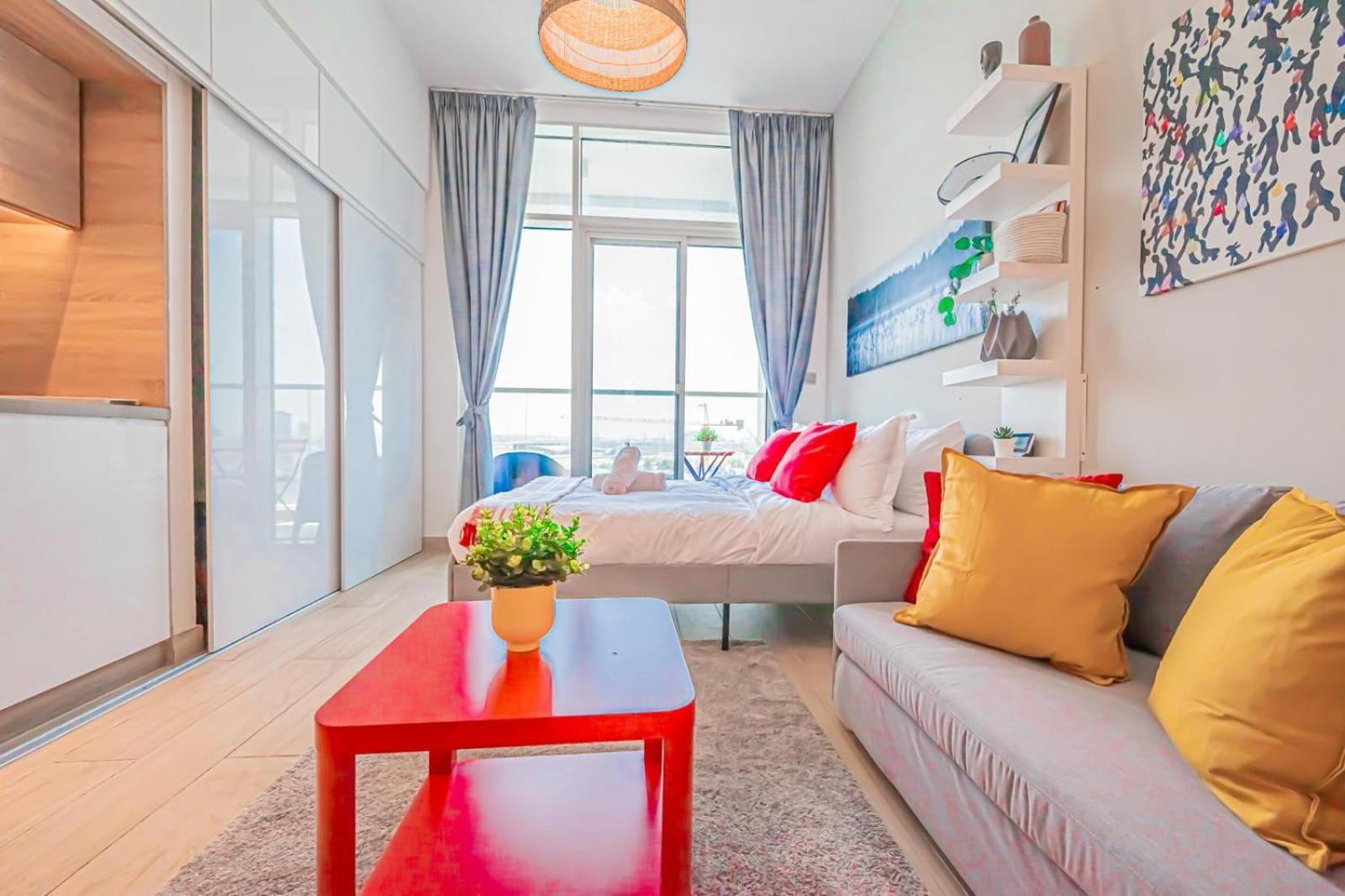 Apartment Cozy Marina Studio-walk To Beach, Shops & Dining Dubai