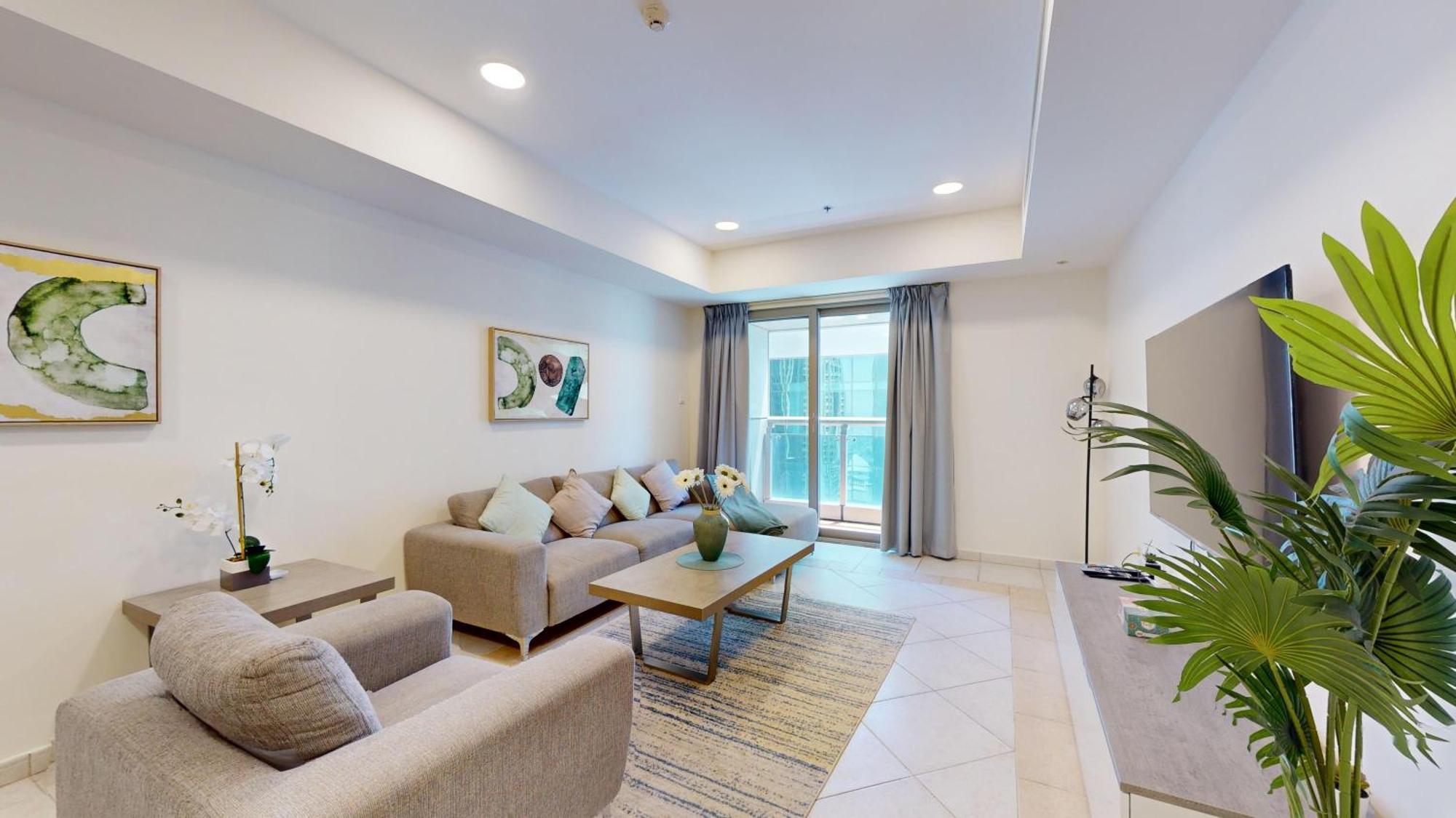 Apartamento 50 Percent Offer ! Iconic Princess Tower ! 64th Floor ! Sea View & Marina Walk View ! 3min To Marina Beach & Tram ! Spacious *