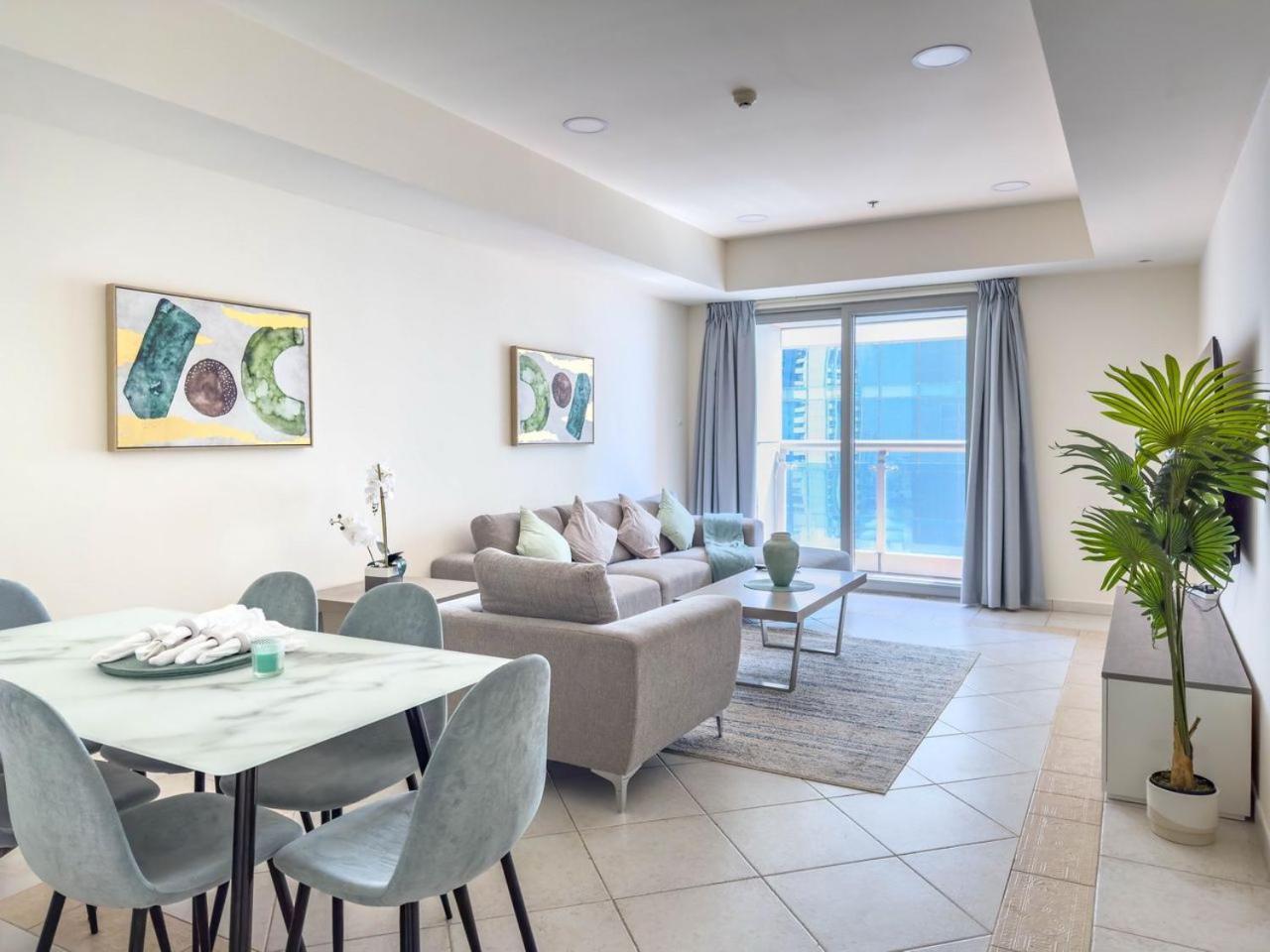 Apartamento 50 Percent Offer ! Iconic Princess Tower ! 64th Floor ! Sea View & Marina Walk View ! 3min To Marina Beach & Tram ! Spacious Dubái