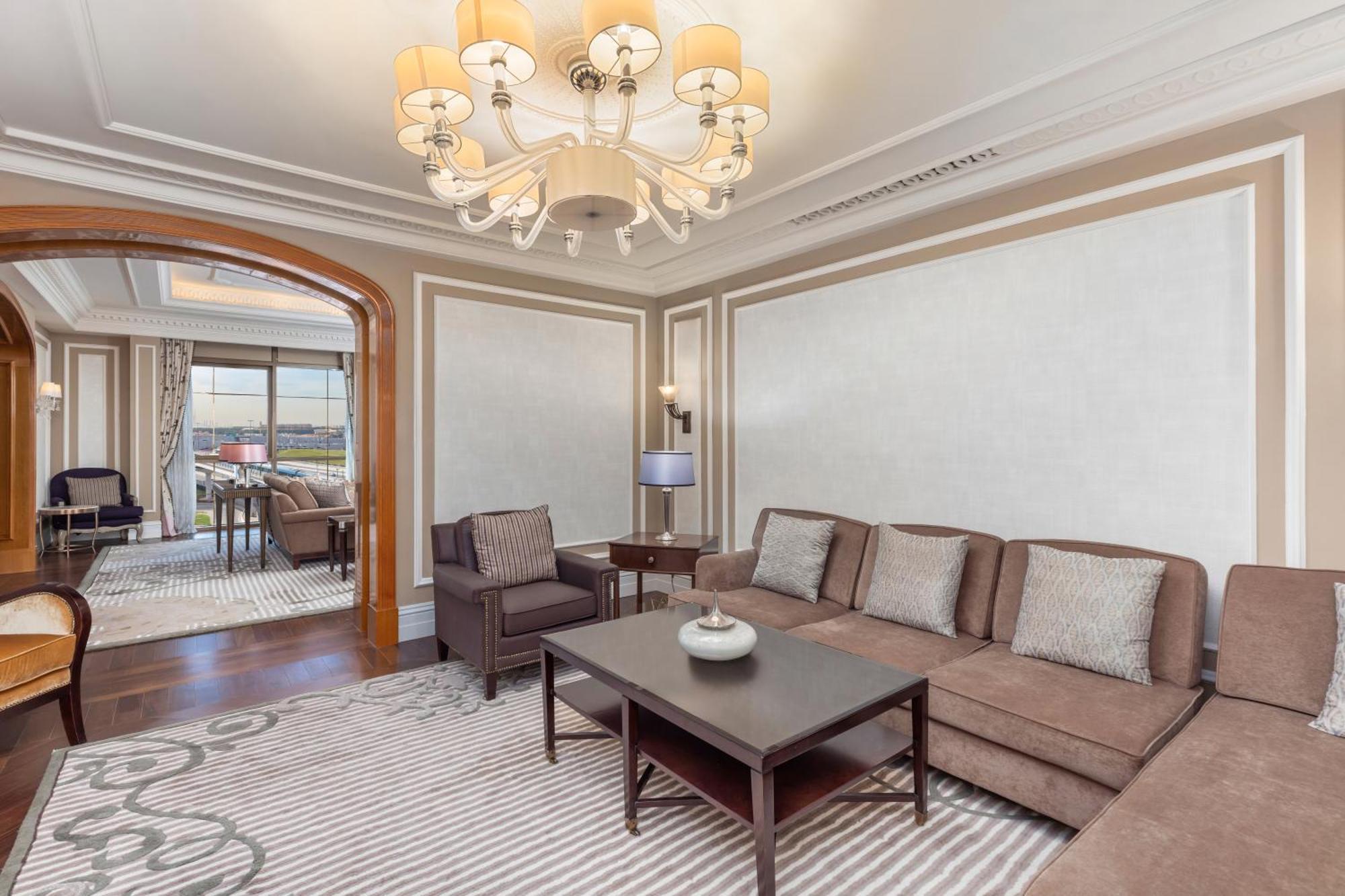 Al Habtoor Palace - Preferred & 5* Dubái
