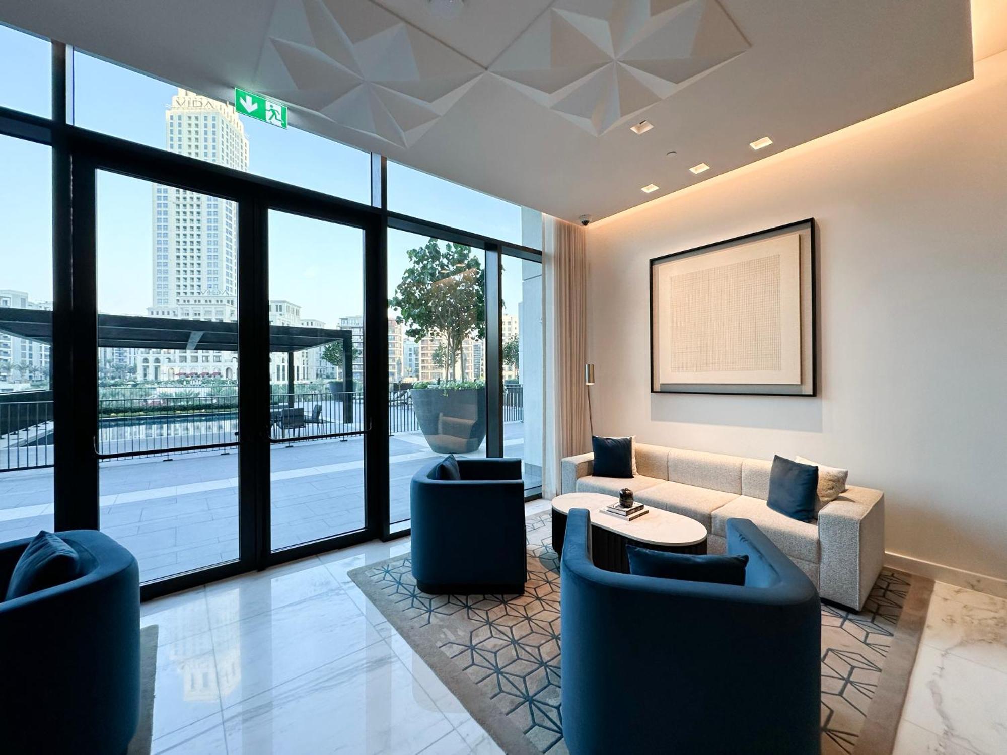 Cozy 2br Retreat With Panoramic Creek Views Appartement Dubaï