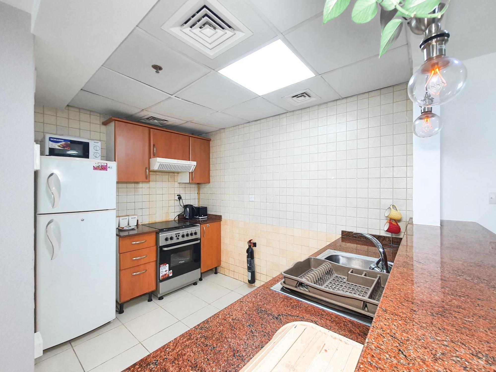 Appartement 1 Bedroom Facing Pool, Close To Metro Station *