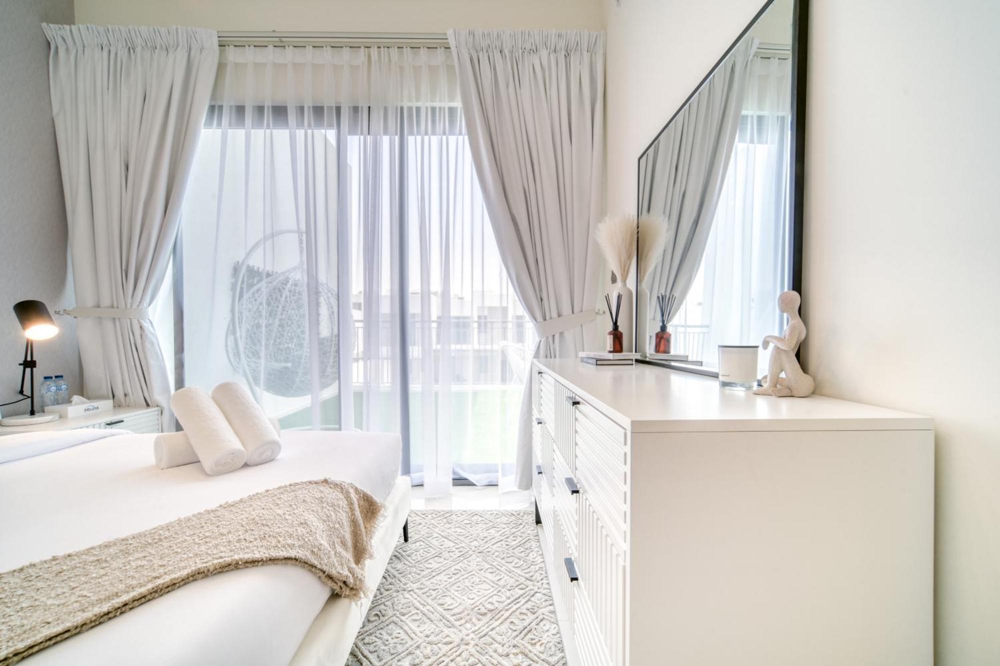 Damac Hills Ll - Stunning 4 Bedrooms With Private Pool At Land Villa Dubái