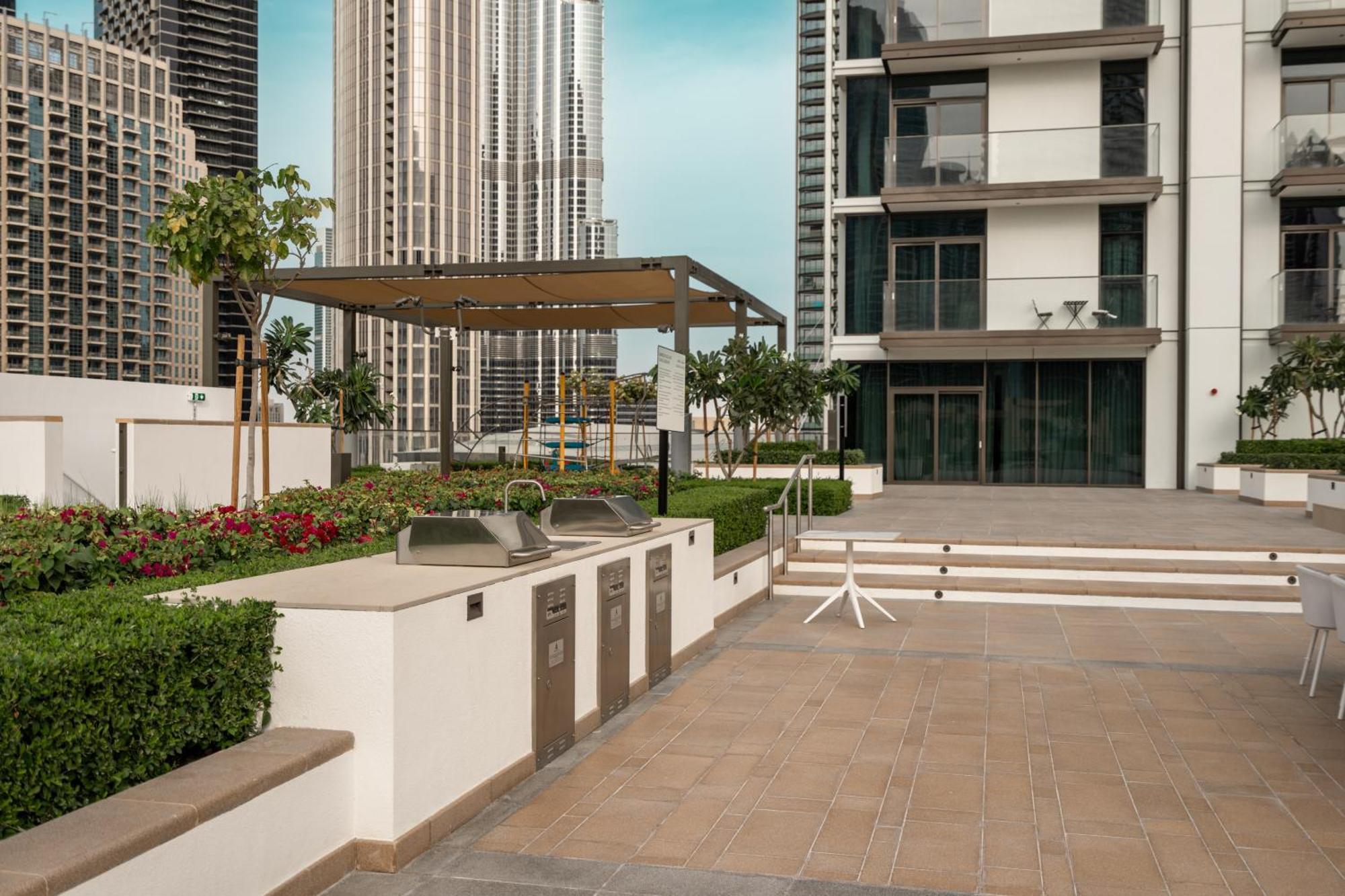 Apartment Prime Retreats @ Burj Crown By Emaar, Downtown