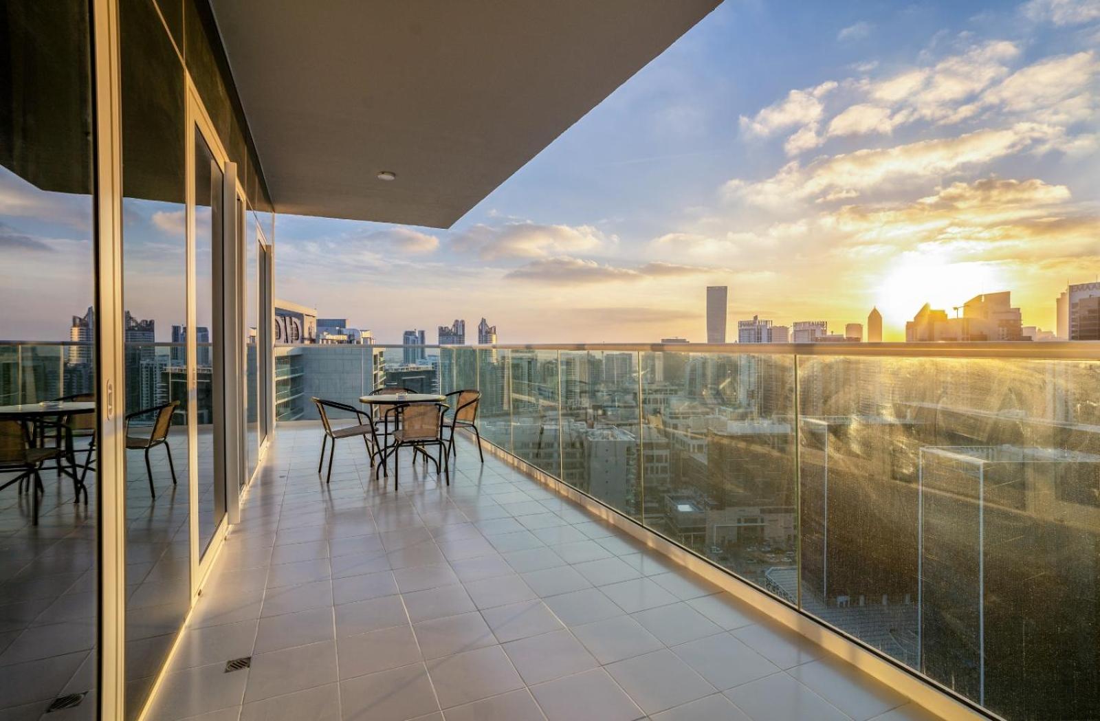 Apartment Stunning 2-bedroom Business Bay With Burj Khalifa View & Huge Balcony