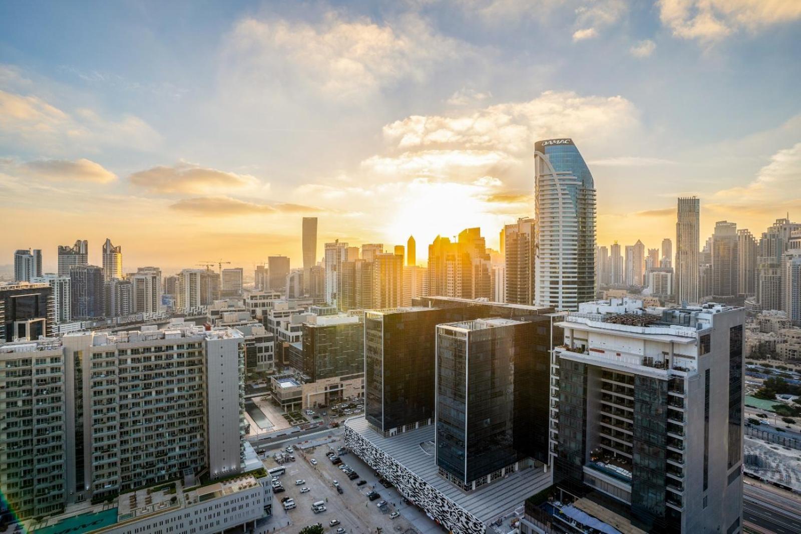 Stunning 2-bedroom Business Bay With Burj Khalifa View & Huge Balcony Dubai