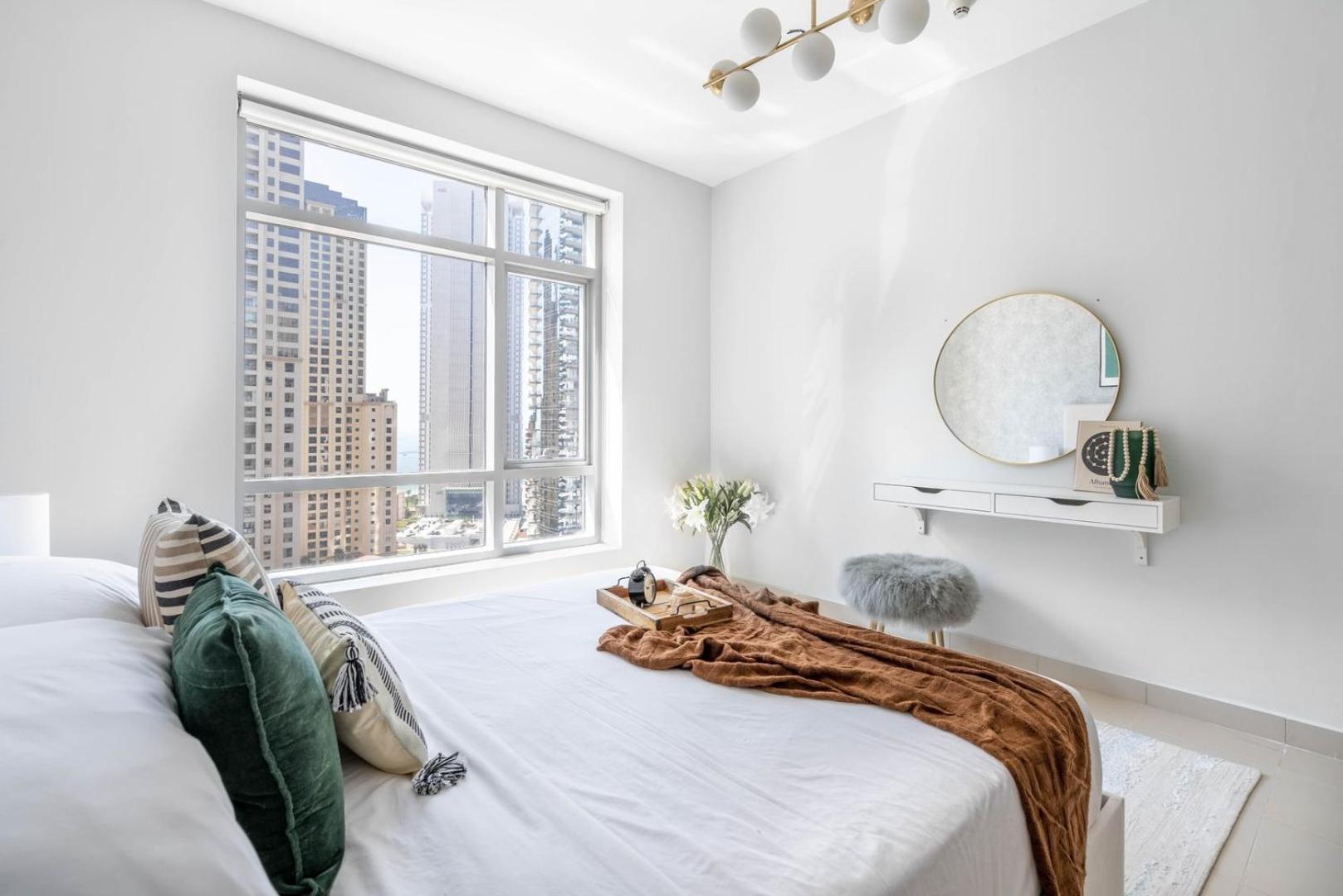 Guestready - Glamorous Interiors With Marina Views Lägenhet