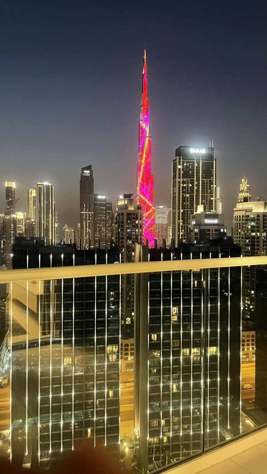 Stunning 2-bedroom Business Bay With Burj Khalifa View & Huge Balcony Apartment