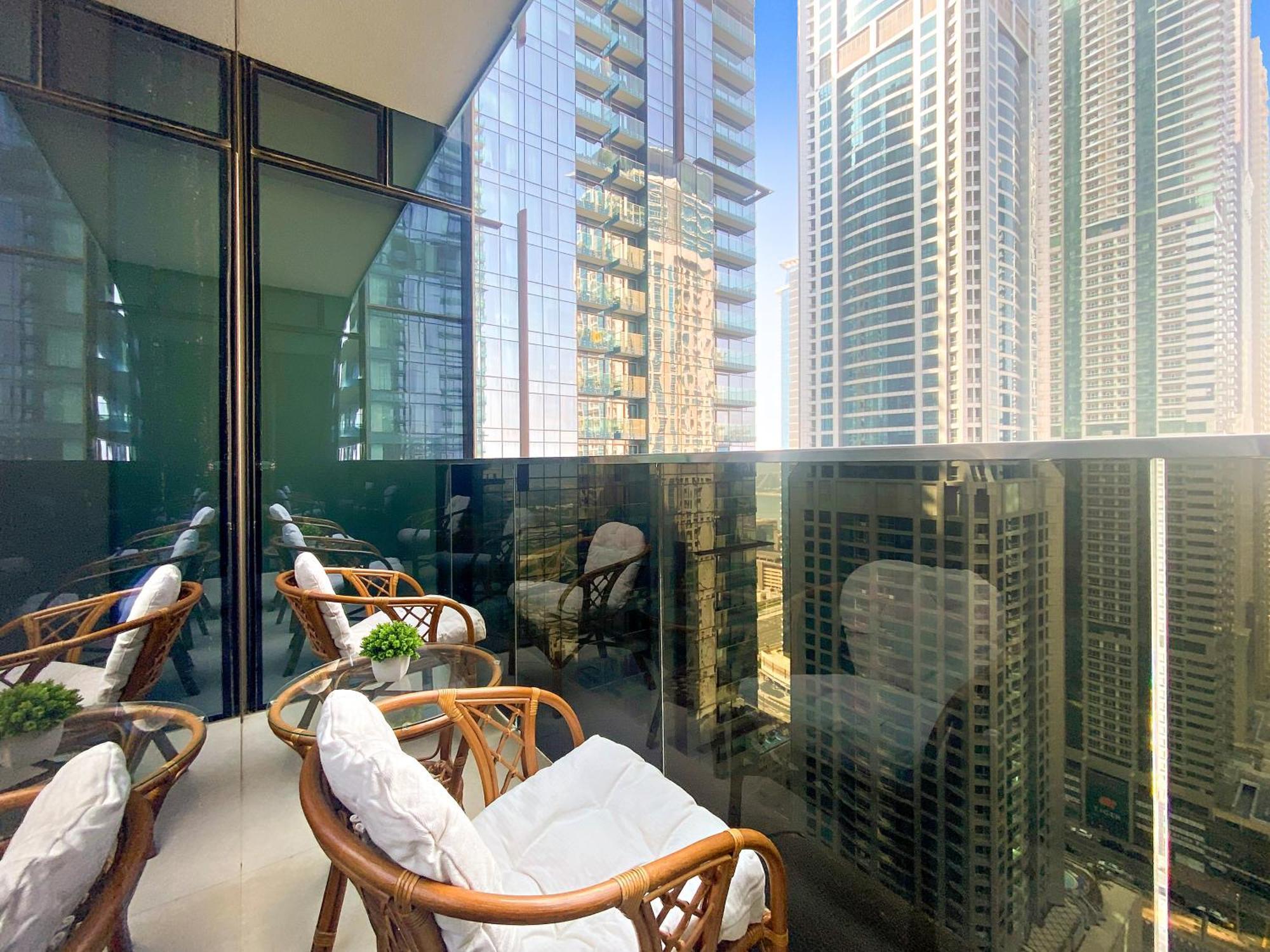 Chic 1-bed Near Marina Promenade - 5 Min To Tram Appartement Dubaï