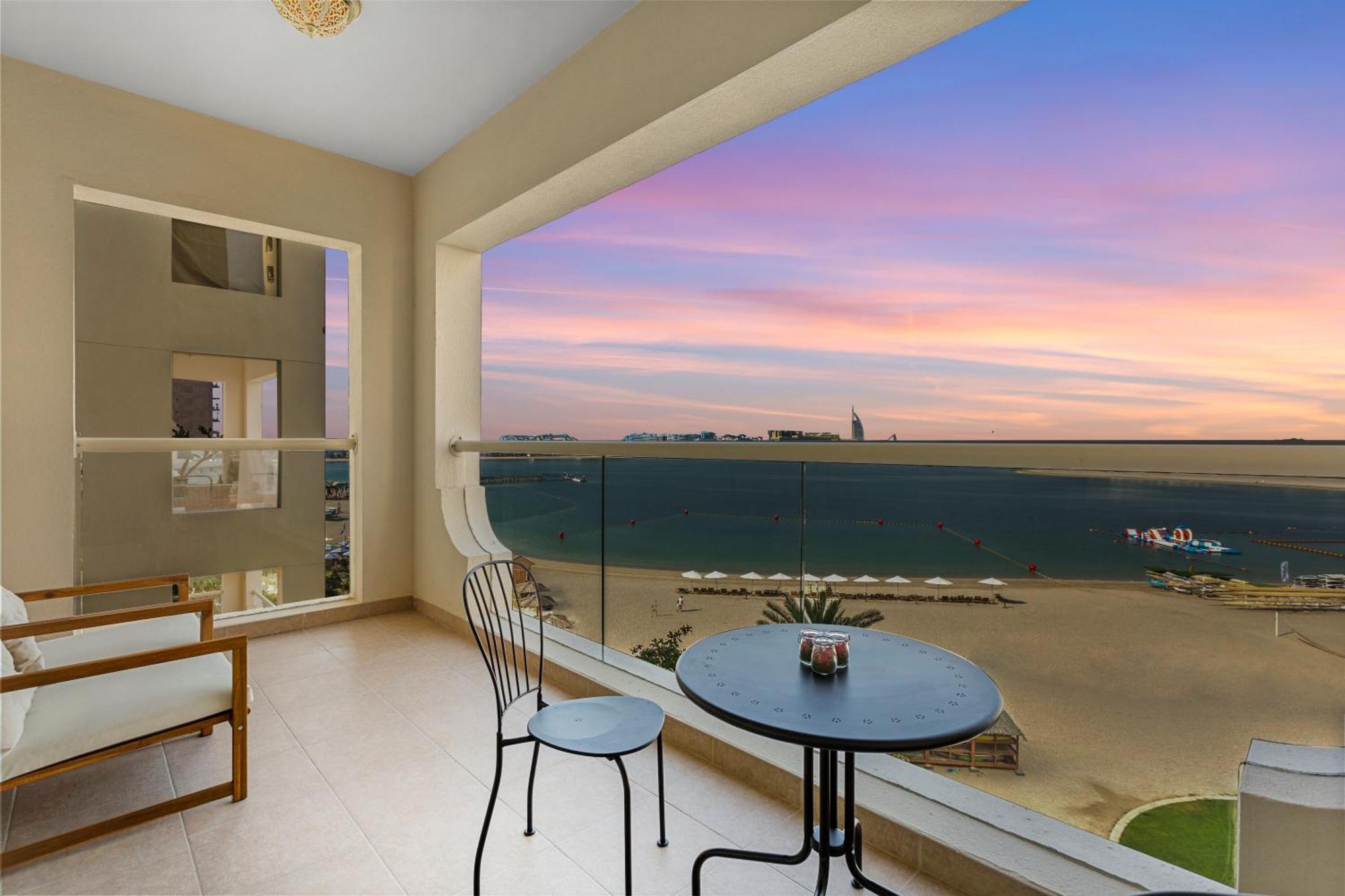 Exquisite 1br With Private In Palm Jumeirah Appartement *