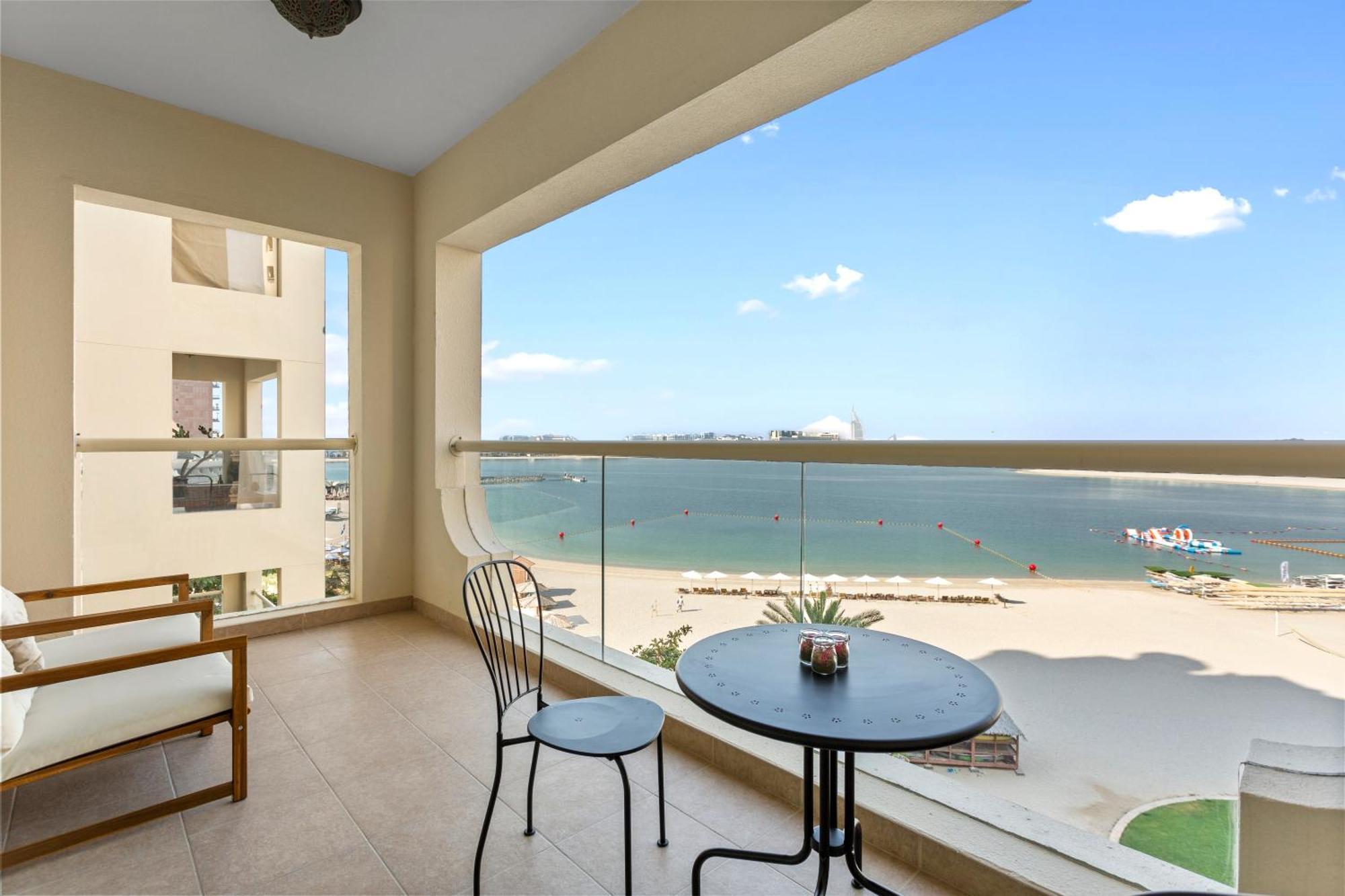 Exquisite 1br With Private In Palm Jumeirah Appartement