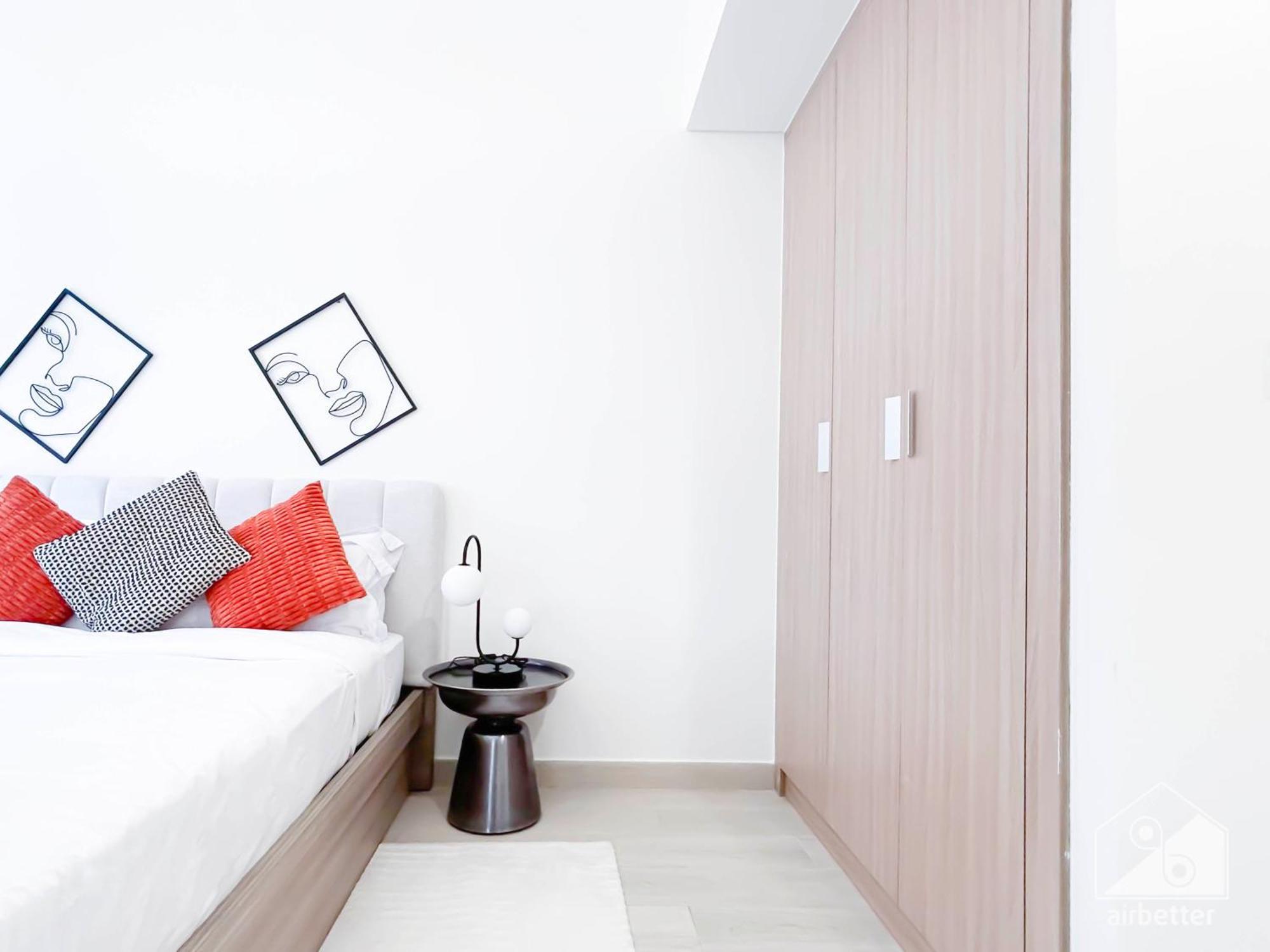 Beautiful With A Spacious Balcony In Meydan Dubai